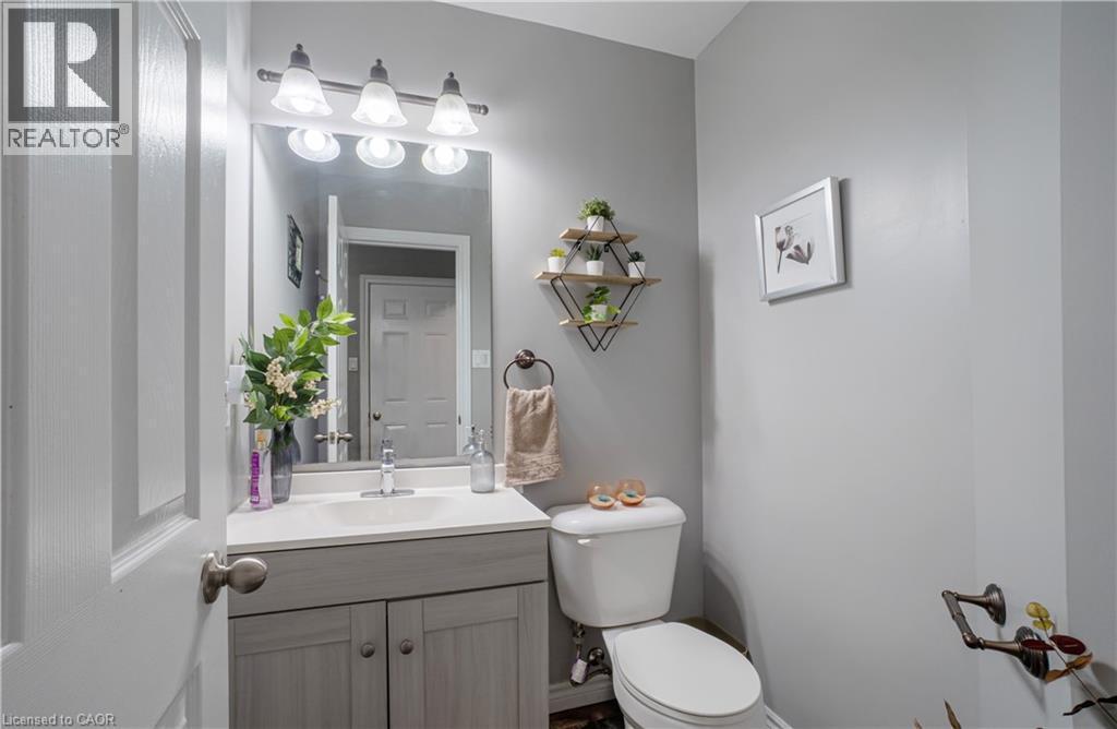 1723 Stackhouse Avenue, London, ON - Indoor Photo Showing Bathroom
