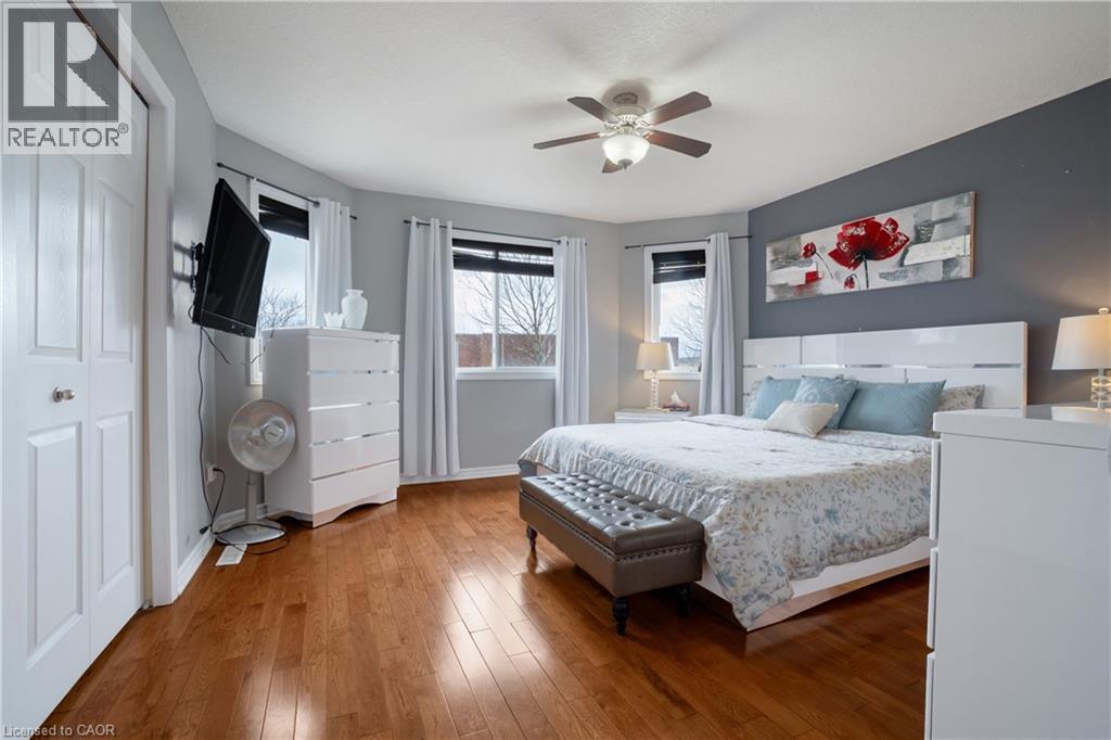 1723 Stackhouse Avenue, London, ON - Indoor Photo Showing Bedroom