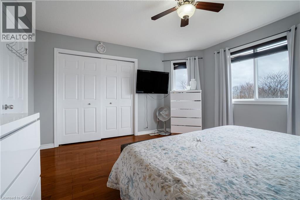 1723 Stackhouse Avenue, London, ON - Indoor Photo Showing Bedroom