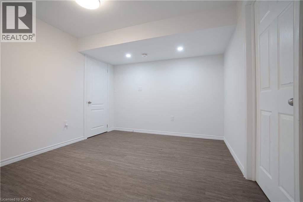 1723 Stackhouse Avenue, London, ON - Indoor Photo Showing Other Room