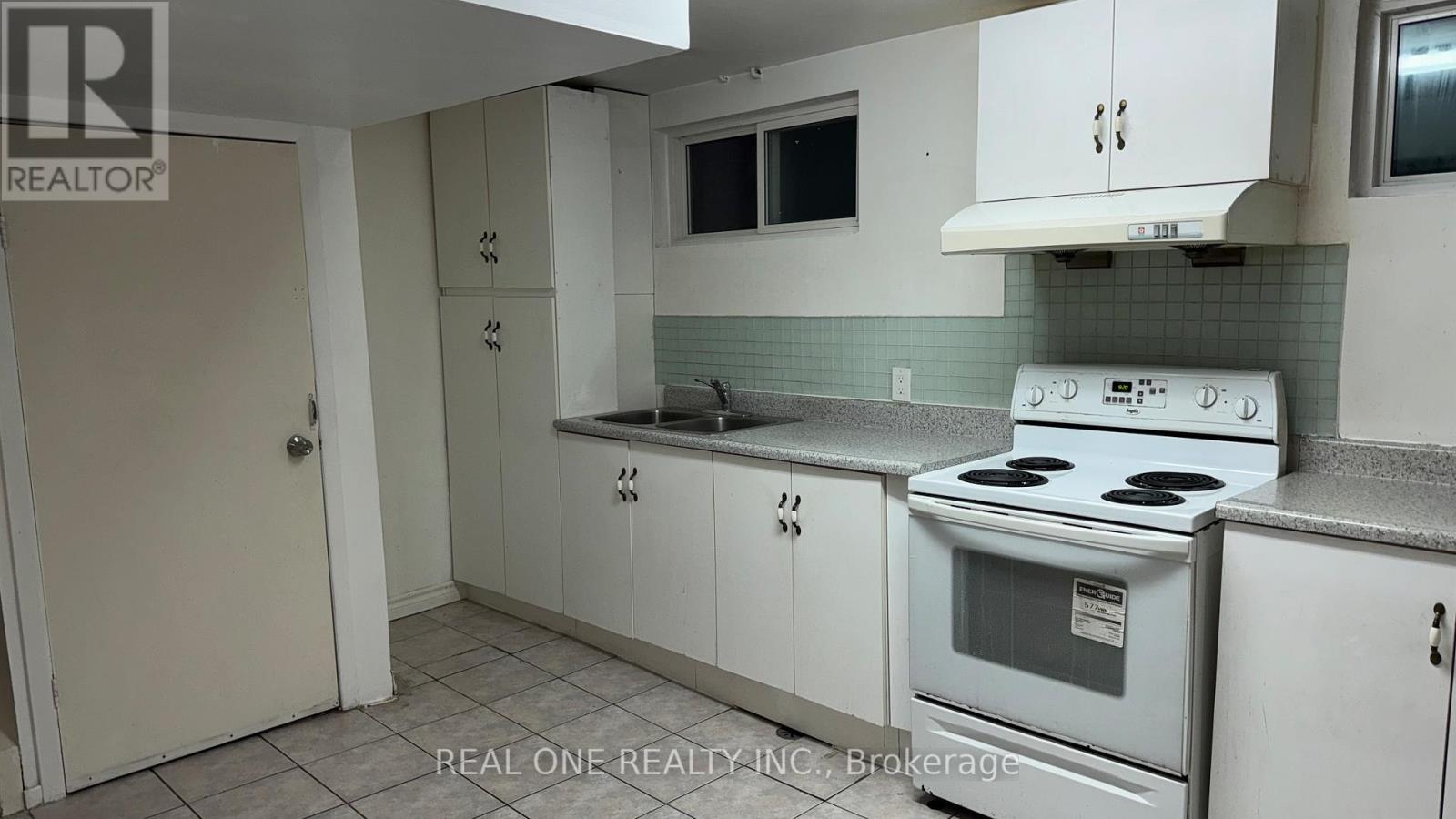 3622 Molly Avenue, Mississauga, ON