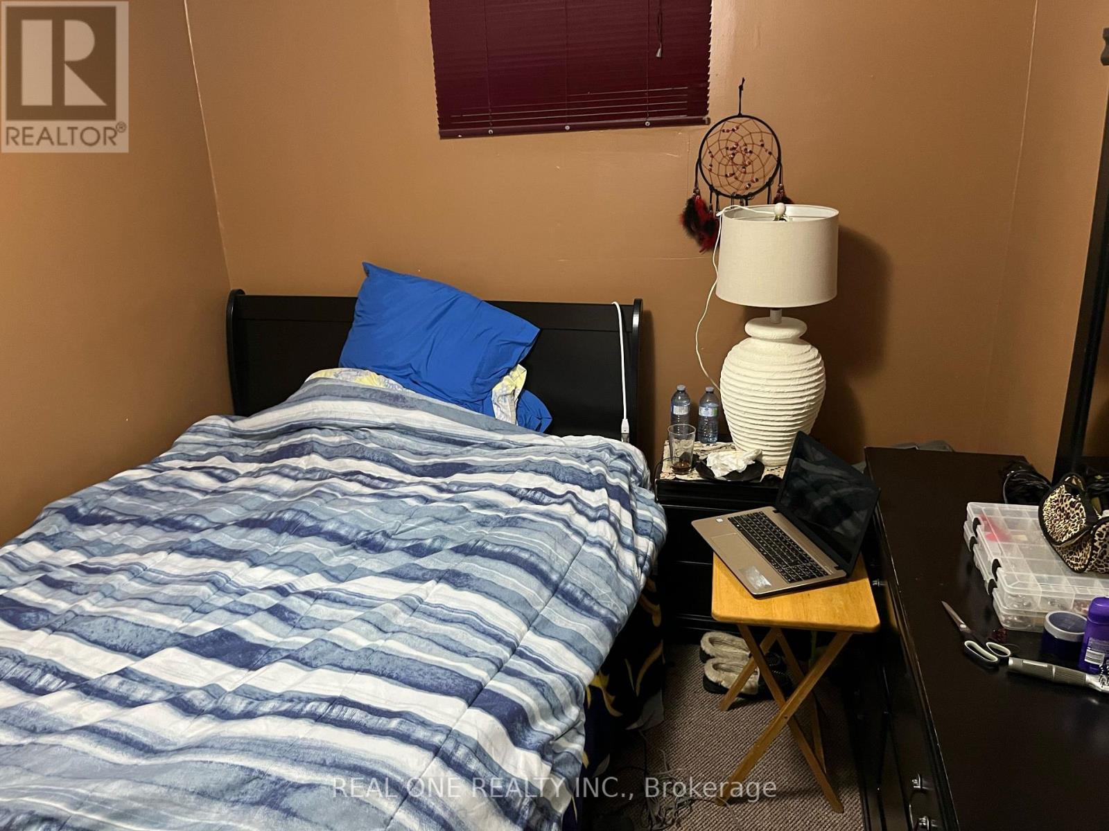 3622 Molly Avenue, Mississauga, ON - Indoor Photo Showing Bedroom