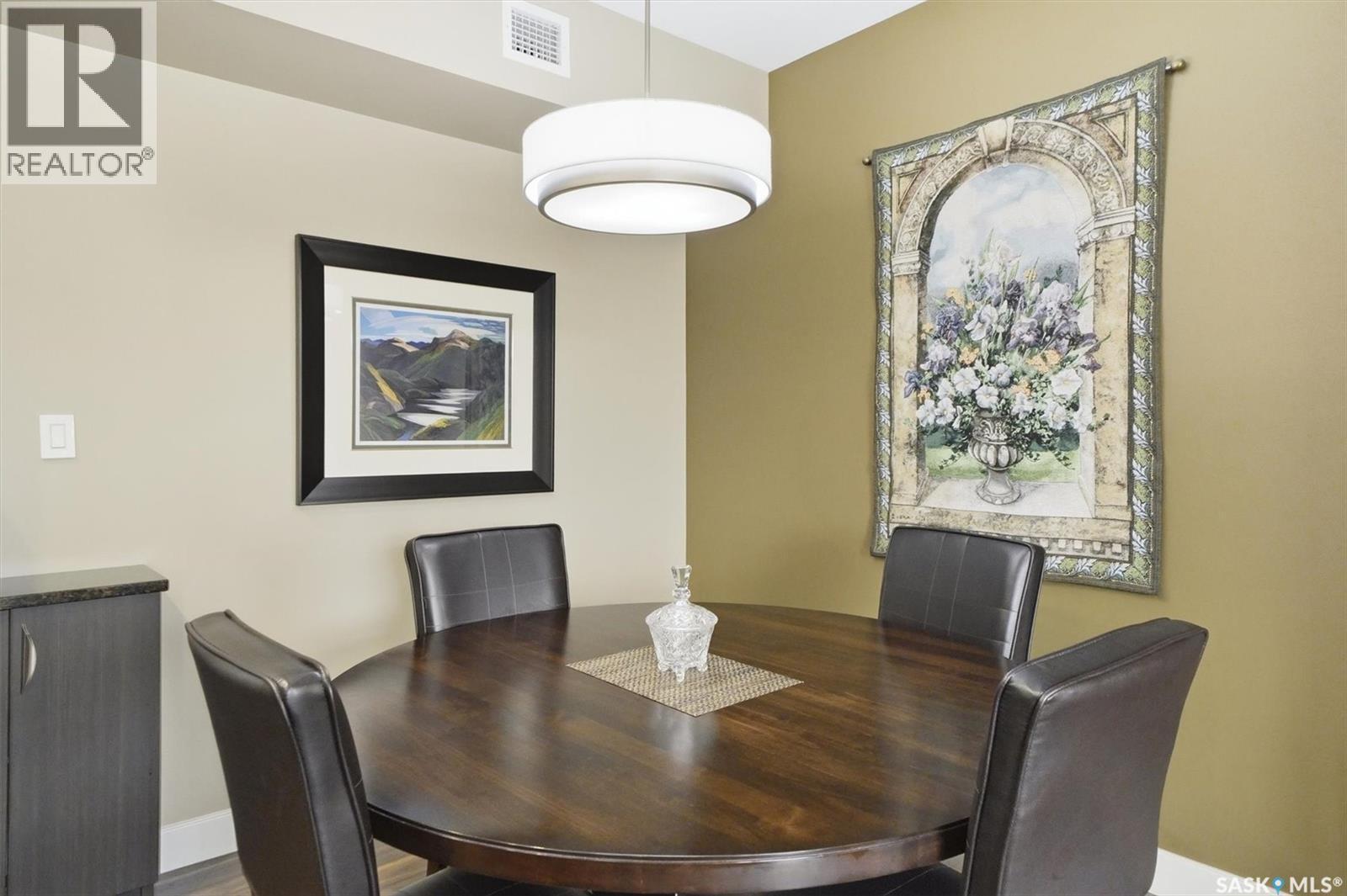 308 721 8Th Street E, Saskatoon, SK - Indoor Photo Showing Dining Room