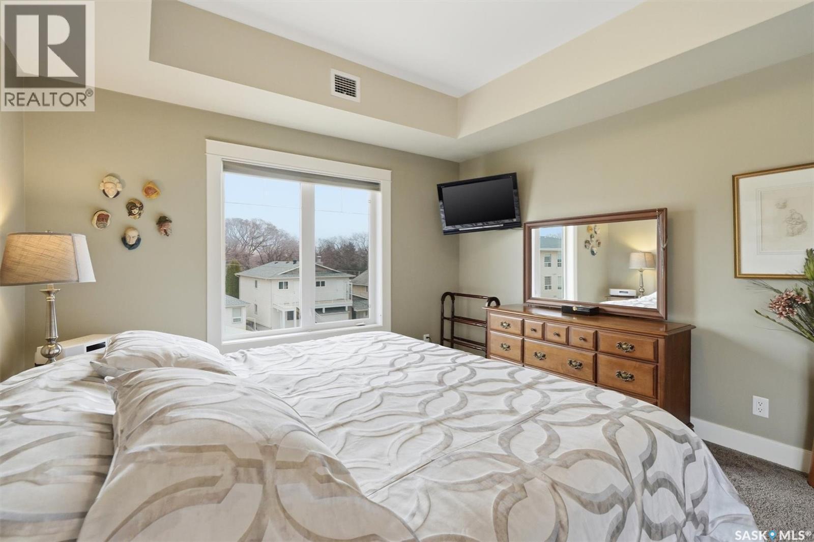 308 721 8Th Street E, Saskatoon, SK - Indoor Photo Showing Bedroom