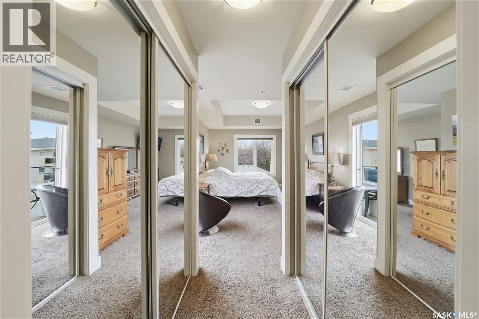 308 721 8Th Street E, Saskatoon, SK - Indoor