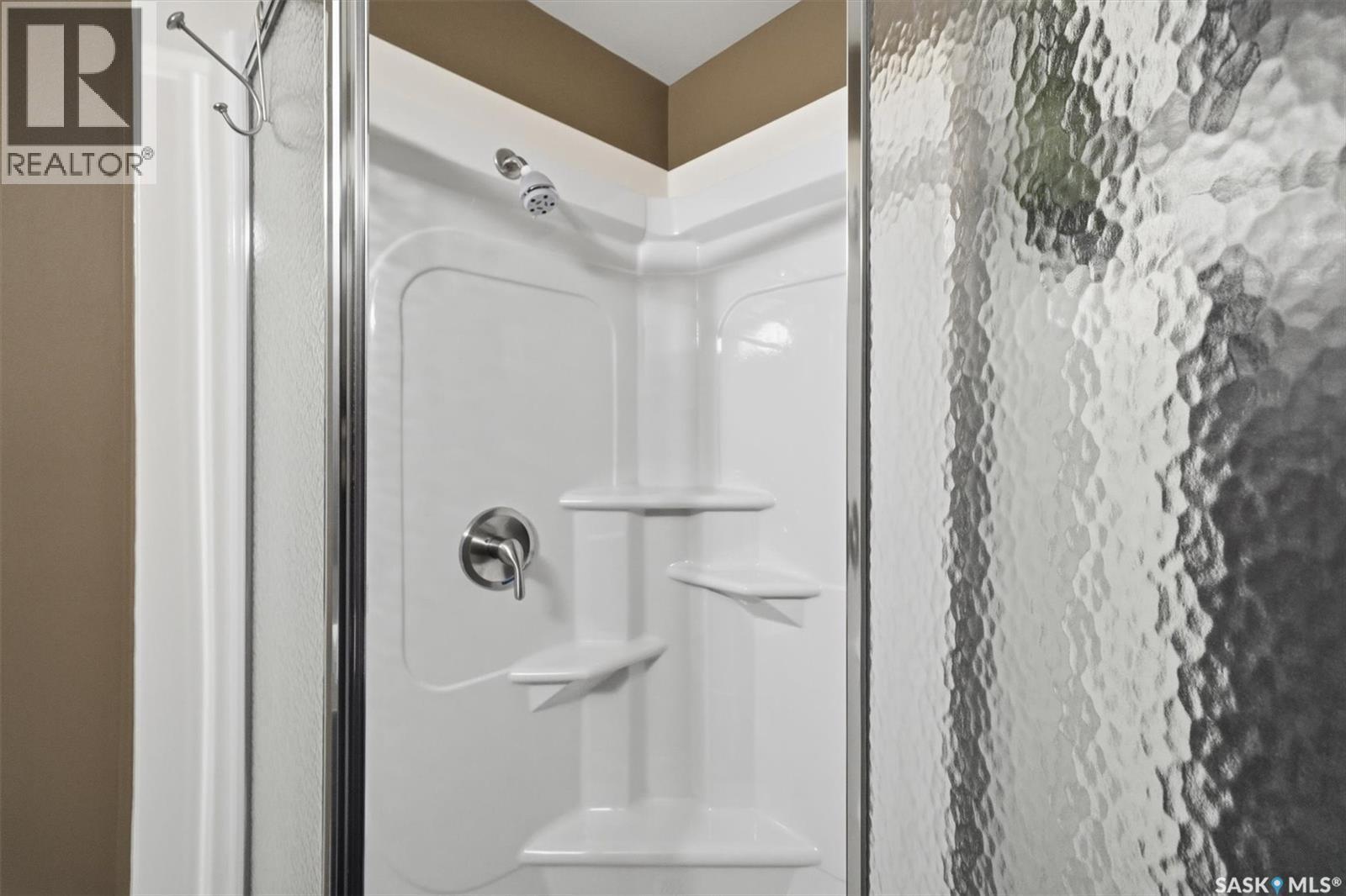 308 721 8Th Street E, Saskatoon, SK - Indoor Photo Showing Bathroom