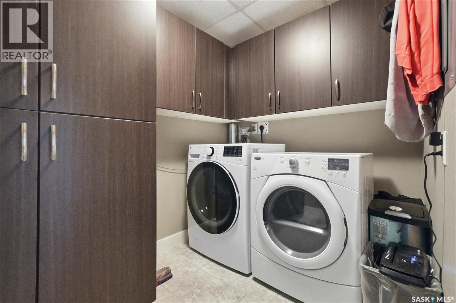 308 721 8Th Street E, Saskatoon, SK - Indoor Photo Showing Laundry Room