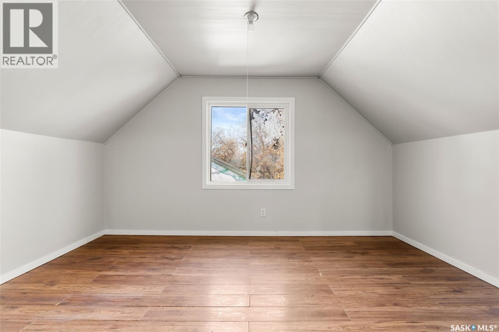1247 King Street, Regina, SK - Indoor Photo Showing Other Room