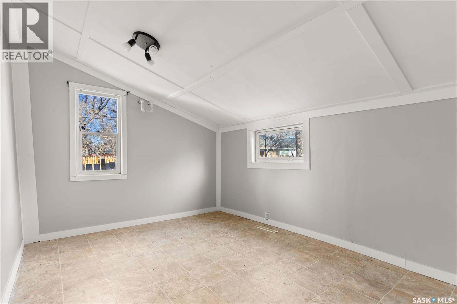 1247 King Street, Regina, SK - Indoor Photo Showing Other Room