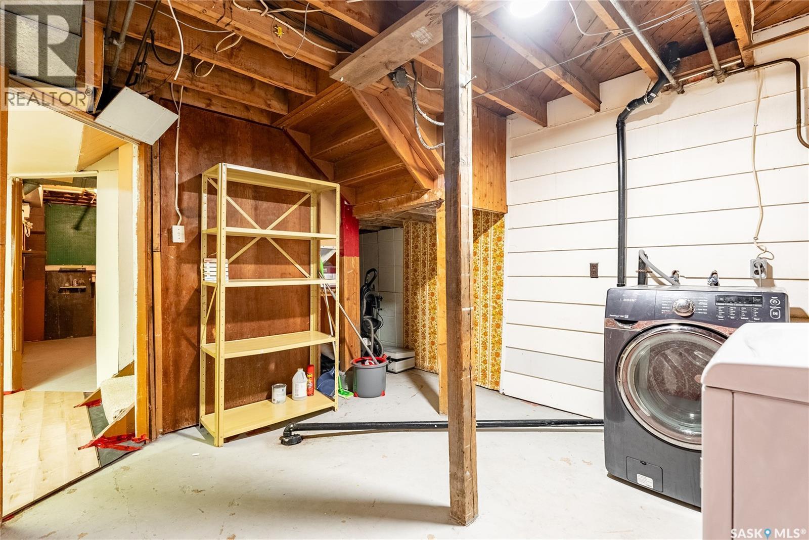 1115 9Th Street E, Saskatoon, SK - Indoor Photo Showing Other Room