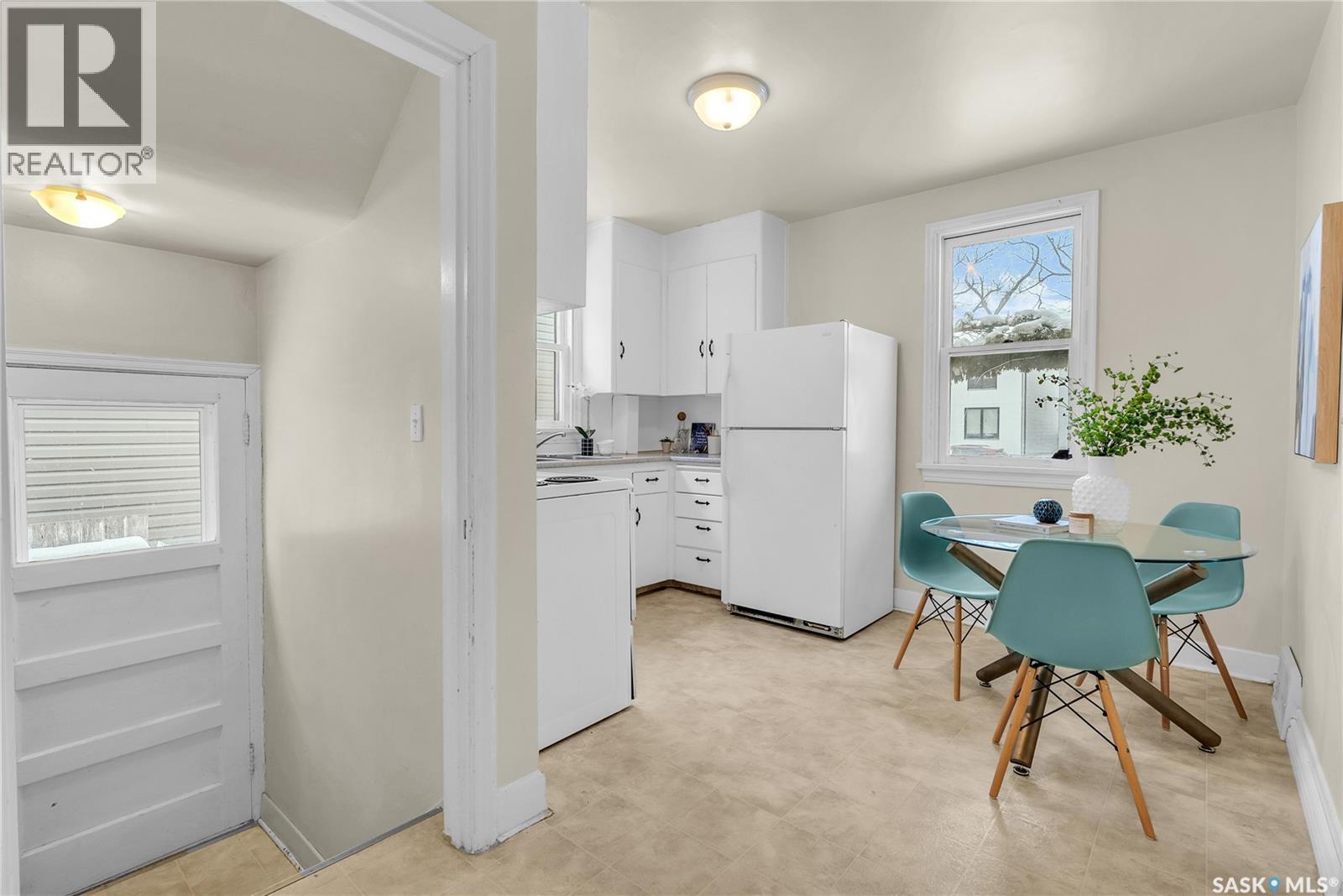 1115 9Th Street E, Saskatoon, SK - Indoor