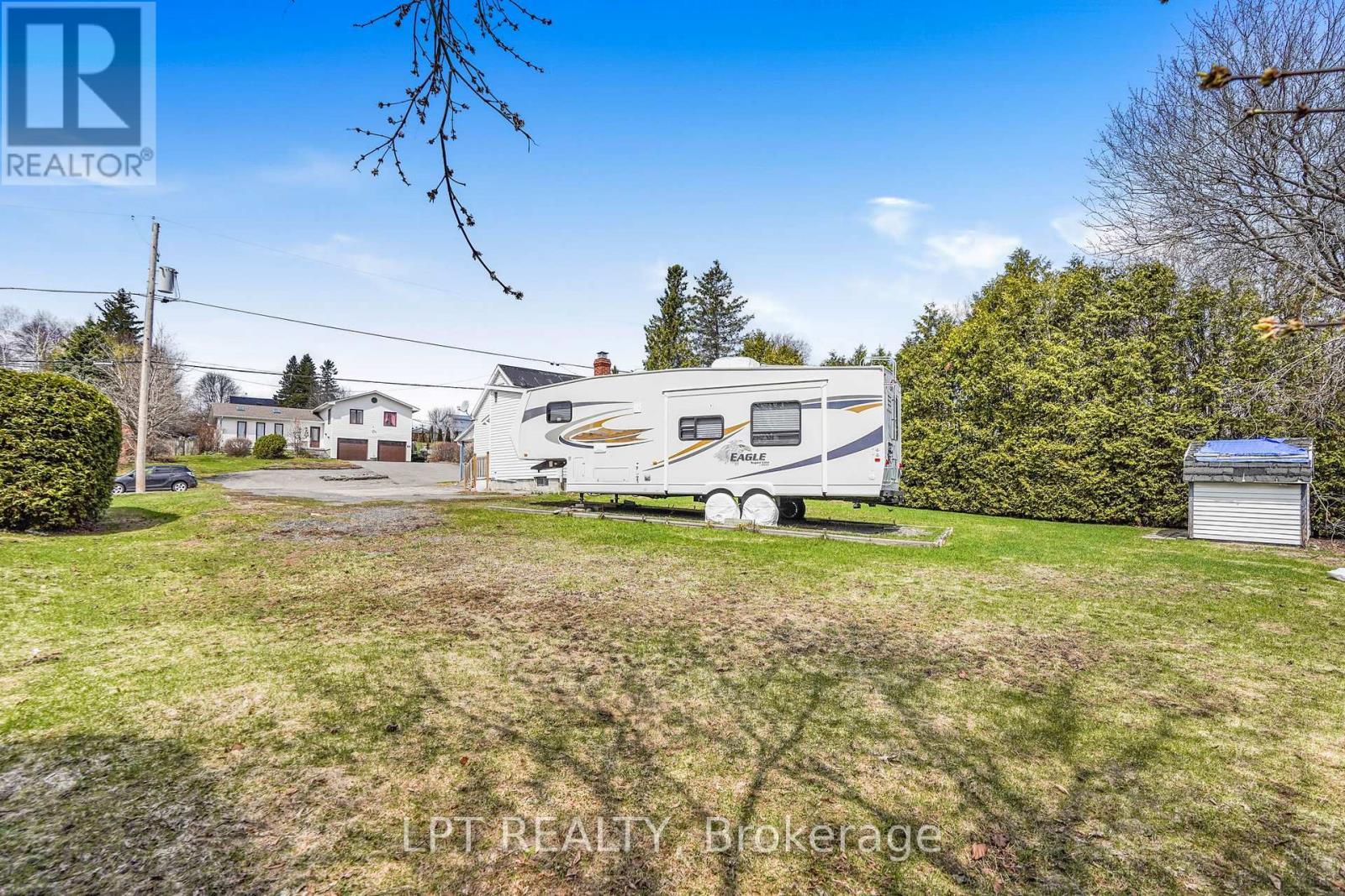 47 Bertha Street E, Champlain, ON - Outdoor