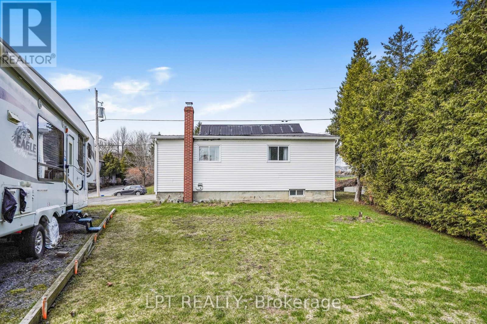 47 Bertha Street E, Champlain, ON - Outdoor
