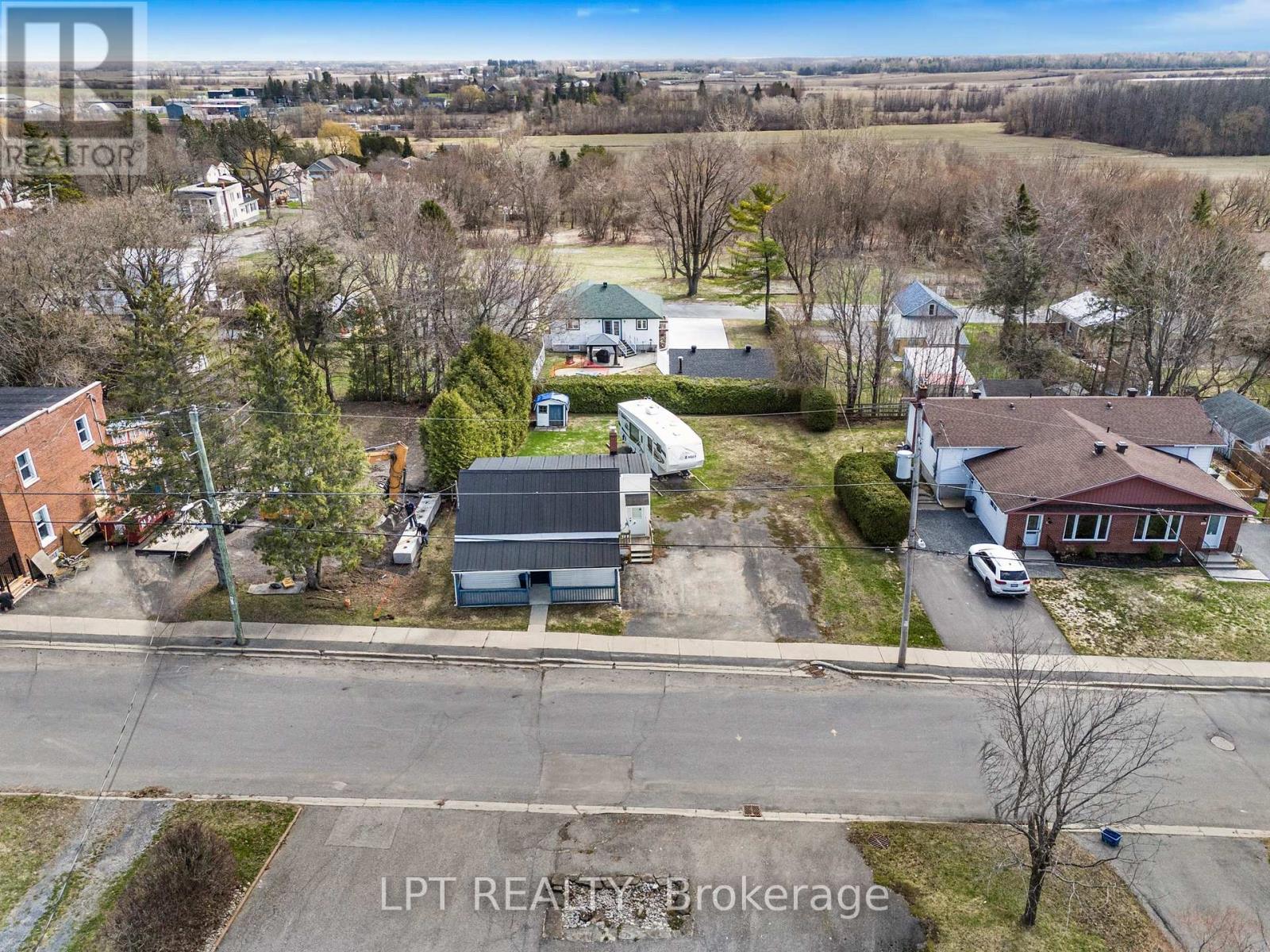 47 Bertha Street E, Champlain, ON - Outdoor With View