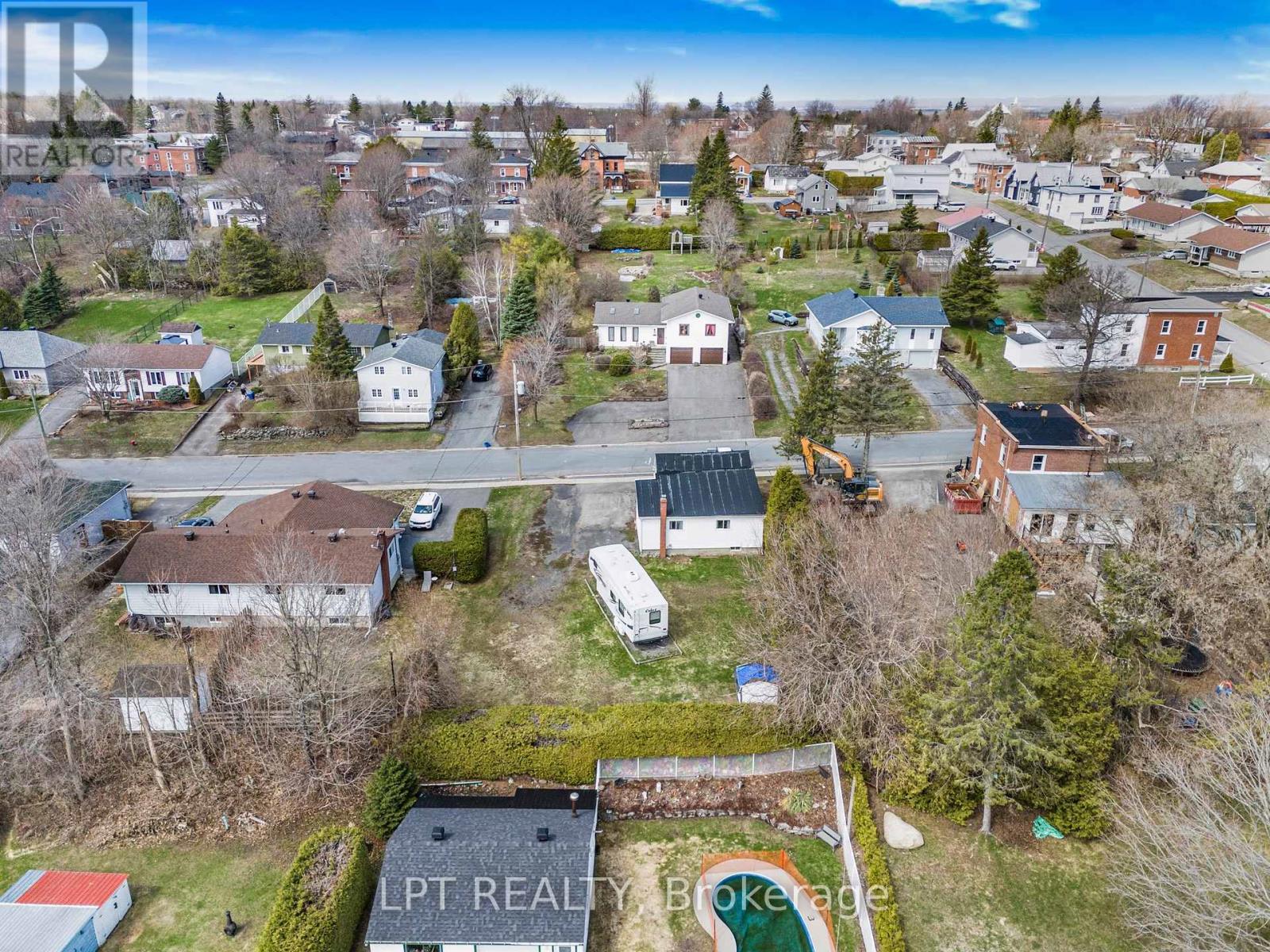 47 Bertha Street E, Champlain, ON - Outdoor With View