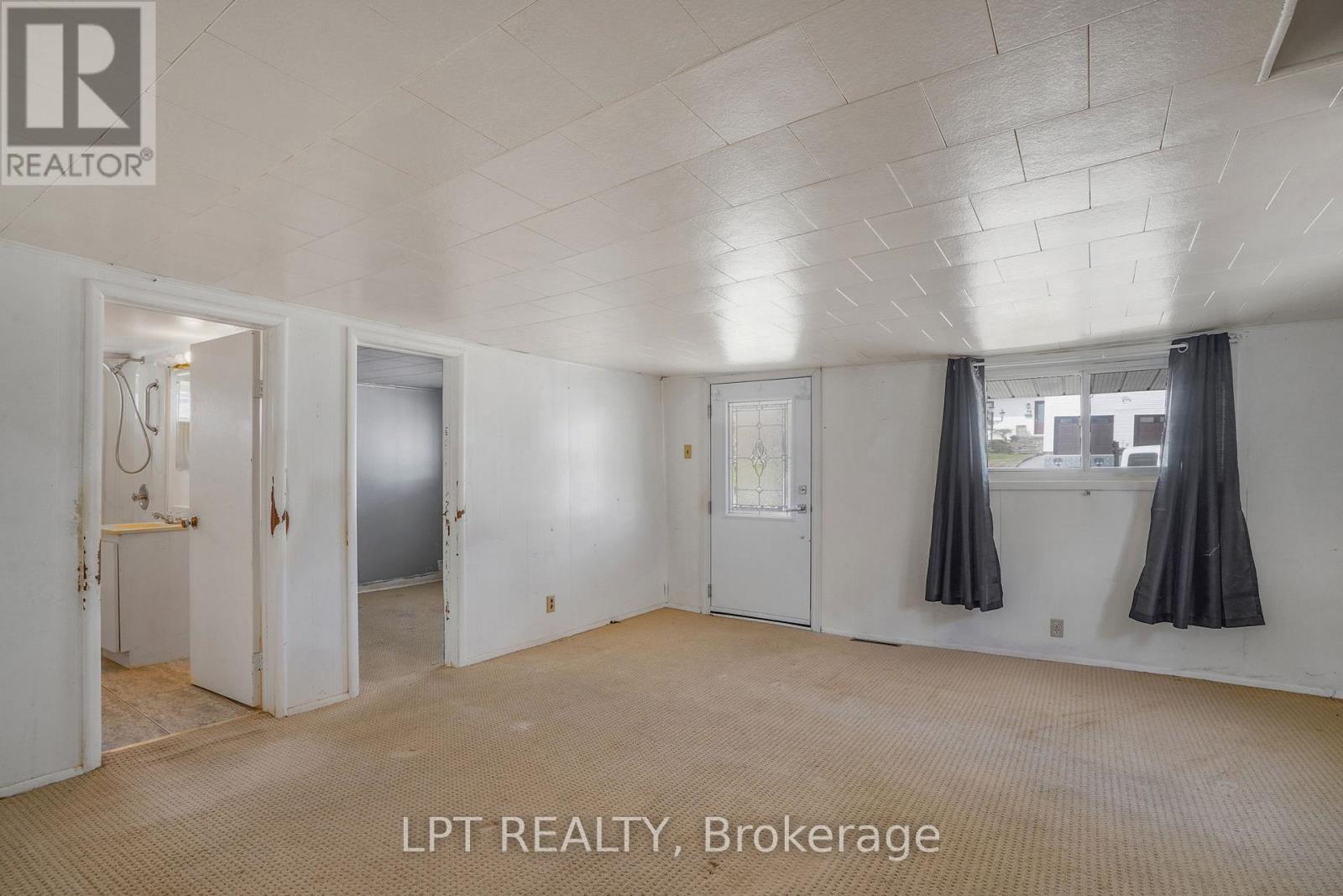 47 Bertha Street E, Champlain, ON - Indoor Photo Showing Other Room