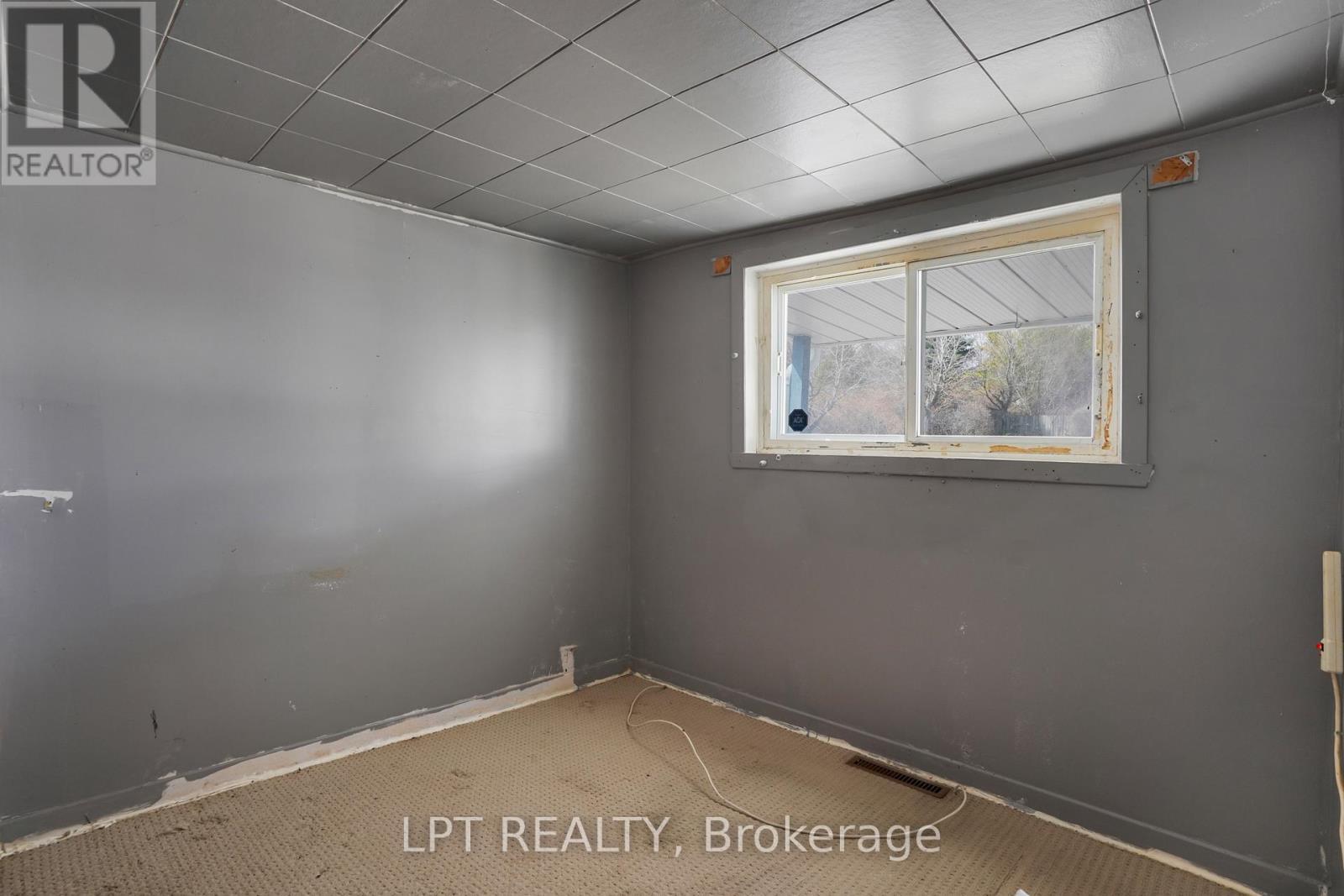 47 Bertha Street E, Champlain, ON - Indoor Photo Showing Other Room