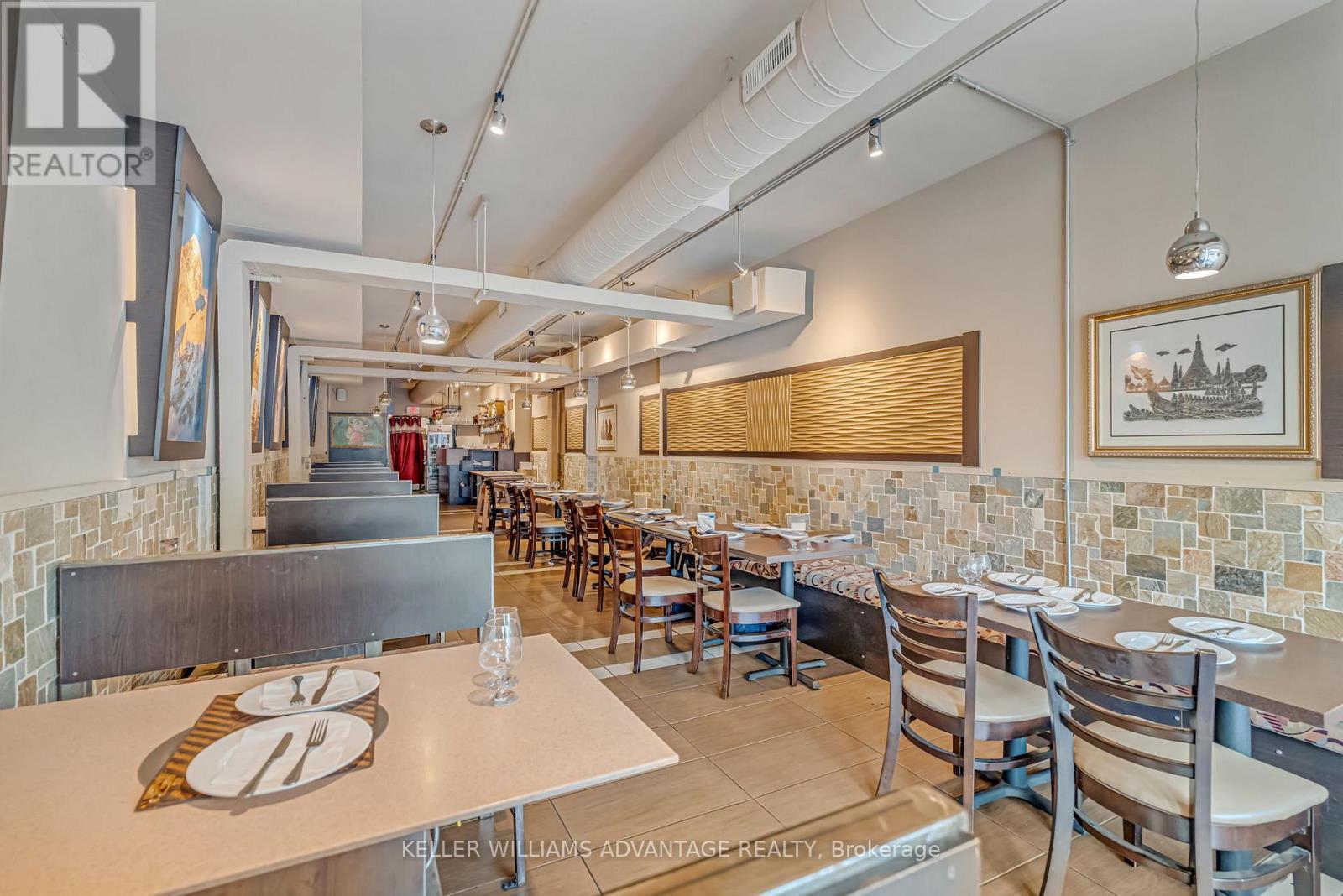 471 Danforth Avenue, Toronto, ON