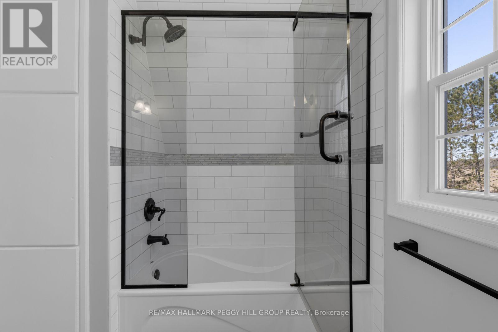 79 Concession 2 W, Tiny, ON - Indoor Photo Showing Bathroom