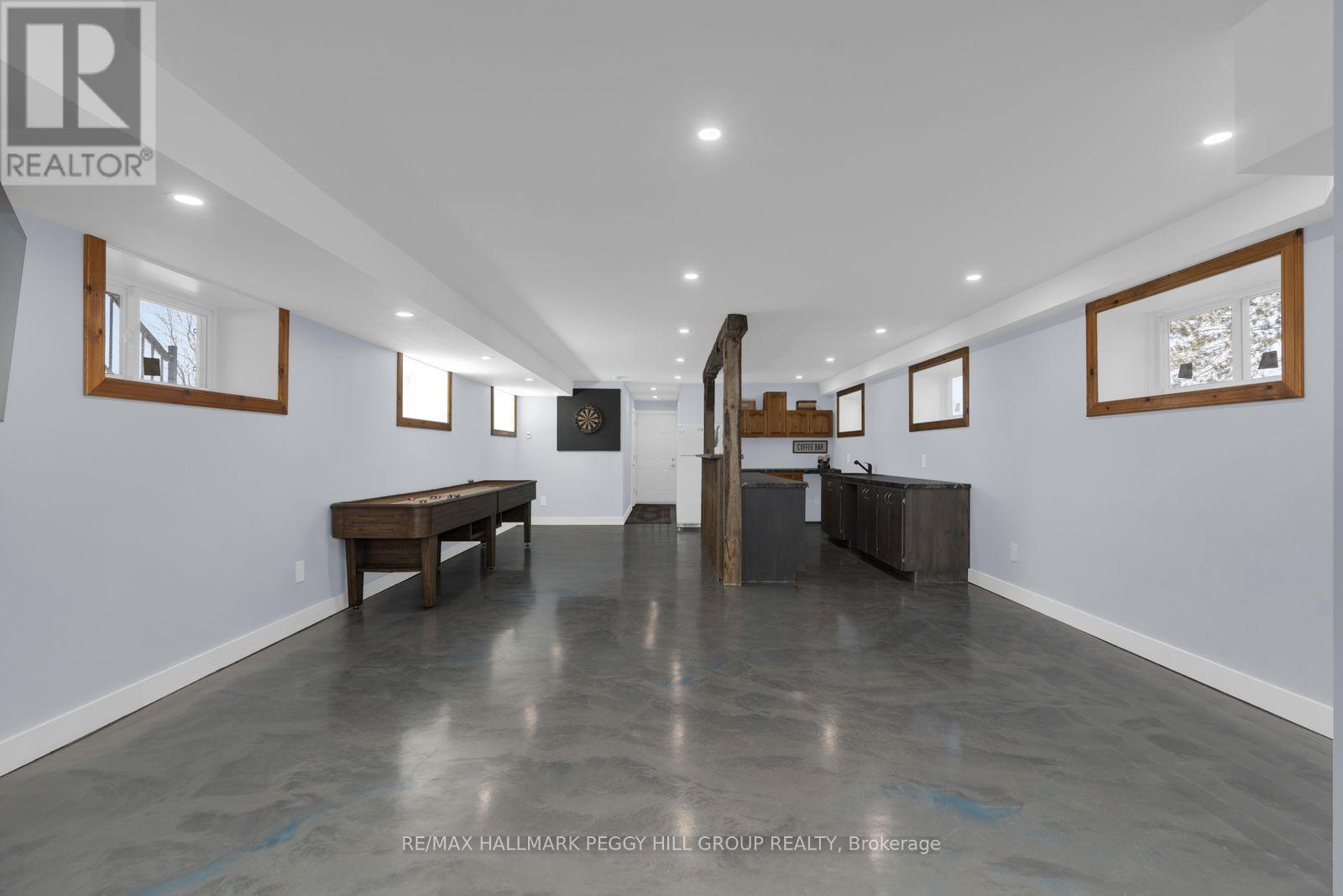 79 Concession 2 W, Tiny, ON - Indoor Photo Showing Other Room