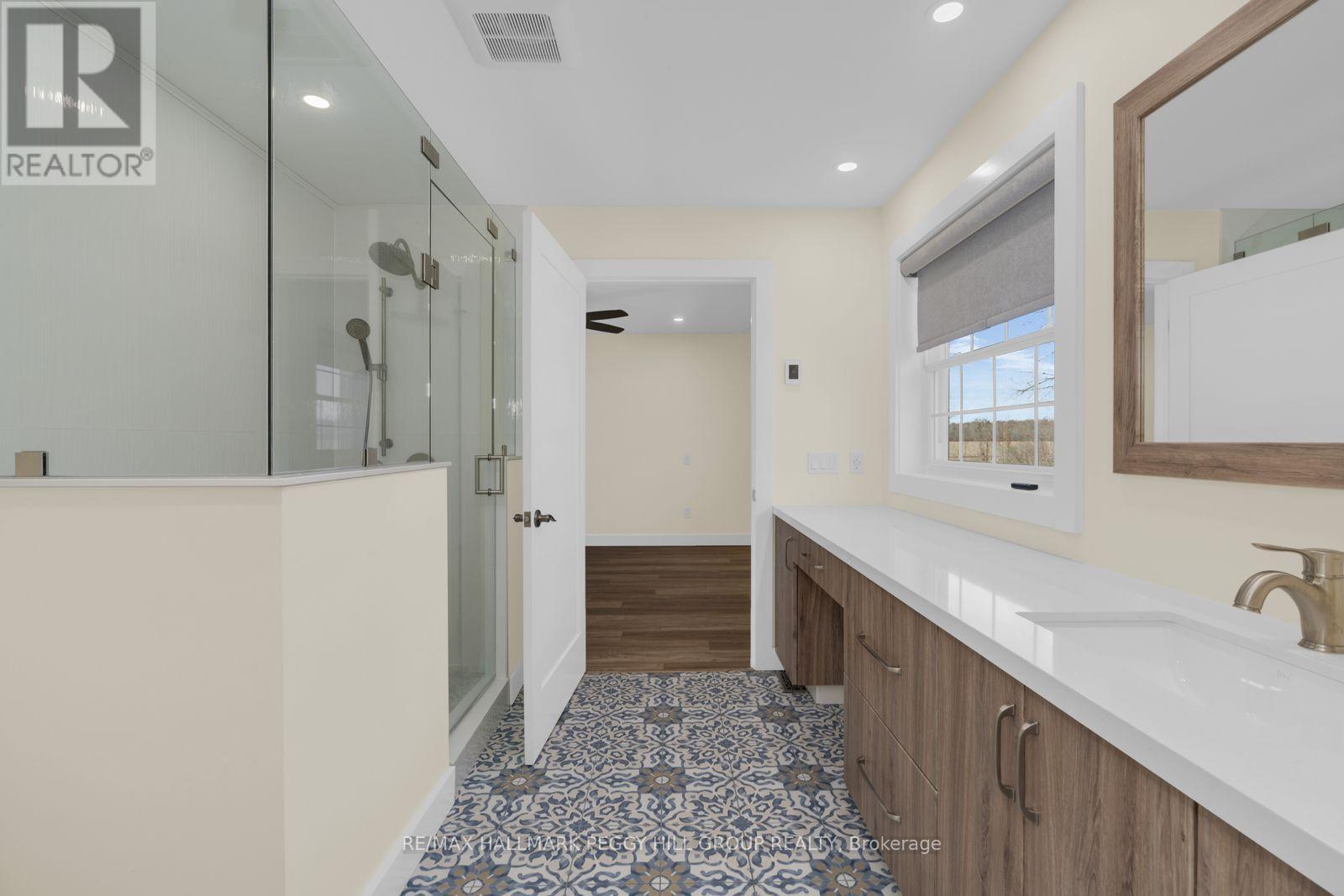 79 Concession 2 W, Tiny, ON - Indoor Photo Showing Bathroom