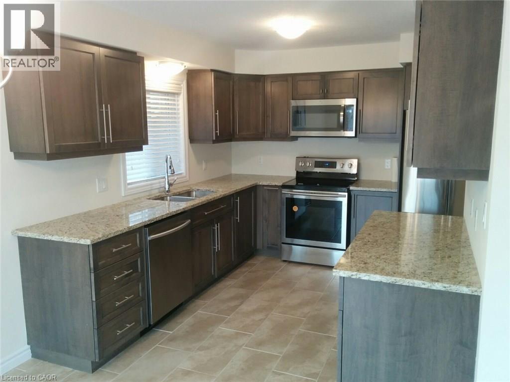 326 Old Huron Road, Kitchener, ON - Indoor Photo Showing Kitchen With Double Sink