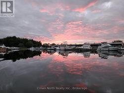Lagoon City - Full Access and Enjoyment -