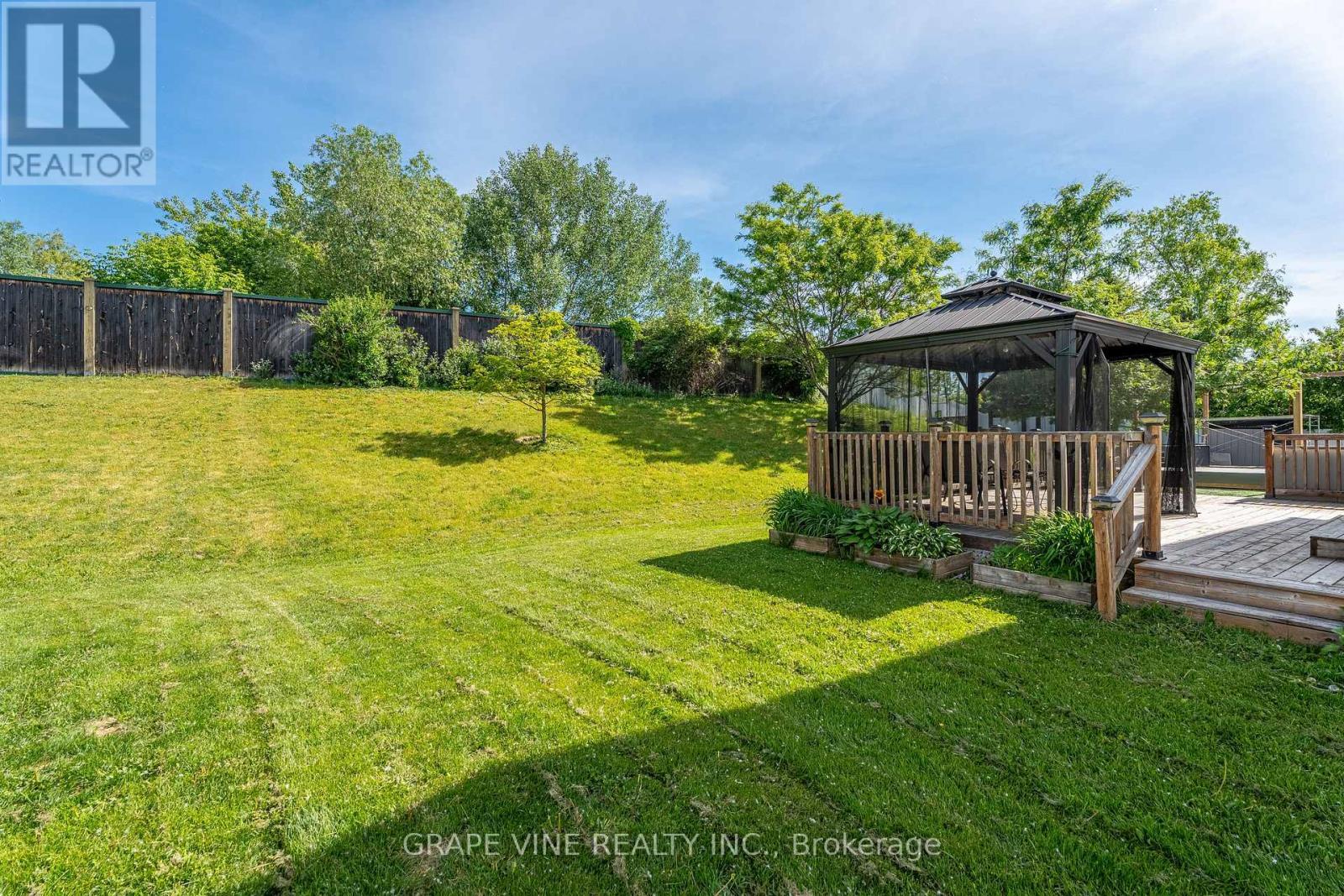 103 Rowallen Place, Ottawa, ON