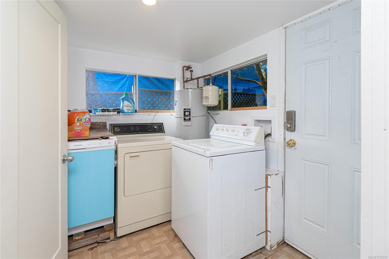 24 Vickery Rd, View Royal, BC