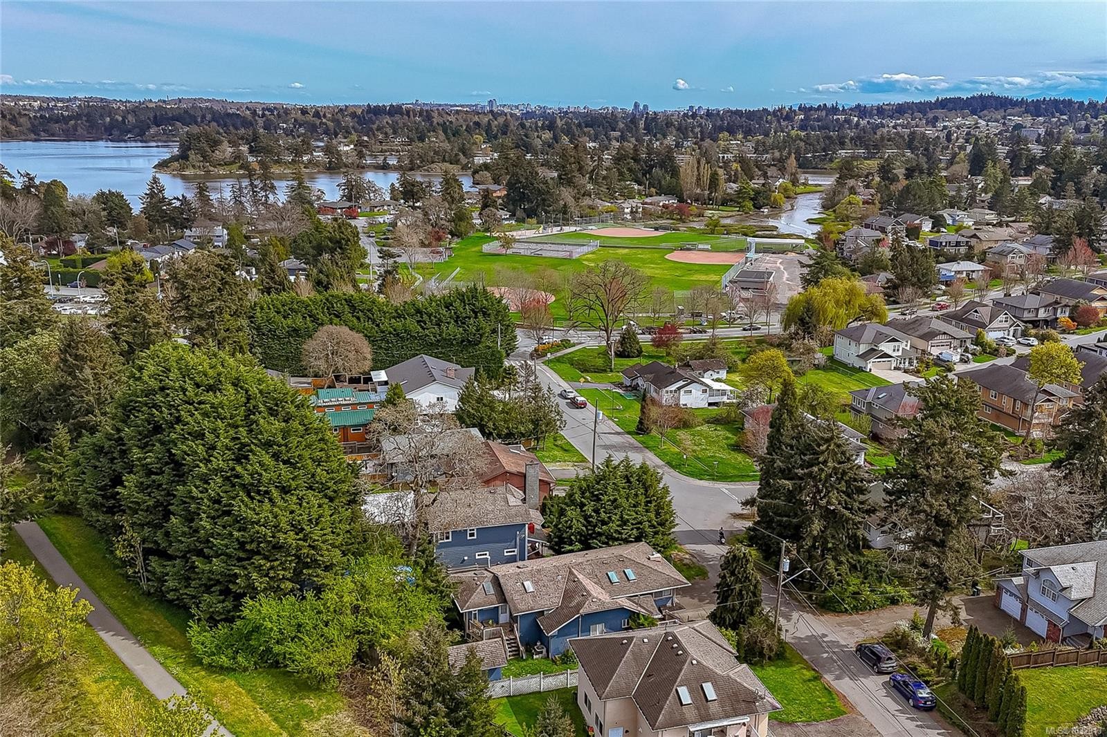 24 Vickery Rd, View Royal, BC