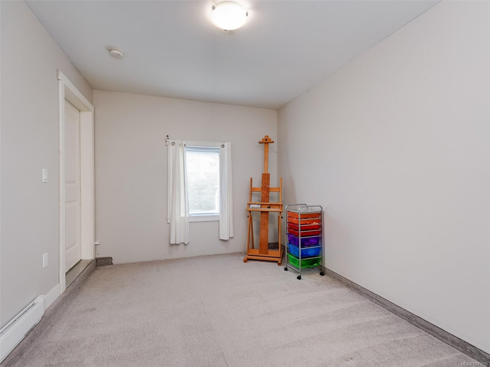 6894 Beaton Rd, Sooke, BC - Indoor Photo Showing Other Room