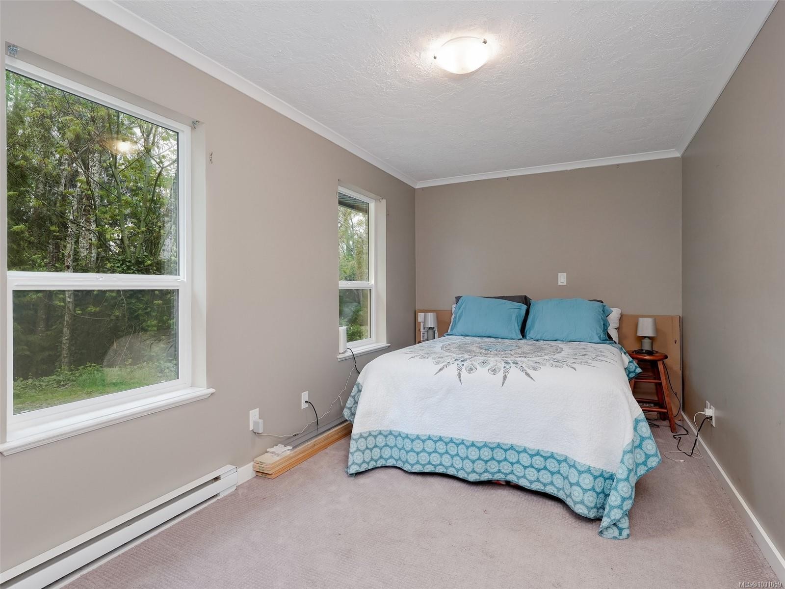 6894 Beaton Rd, Sooke, BC - Indoor Photo Showing Bedroom