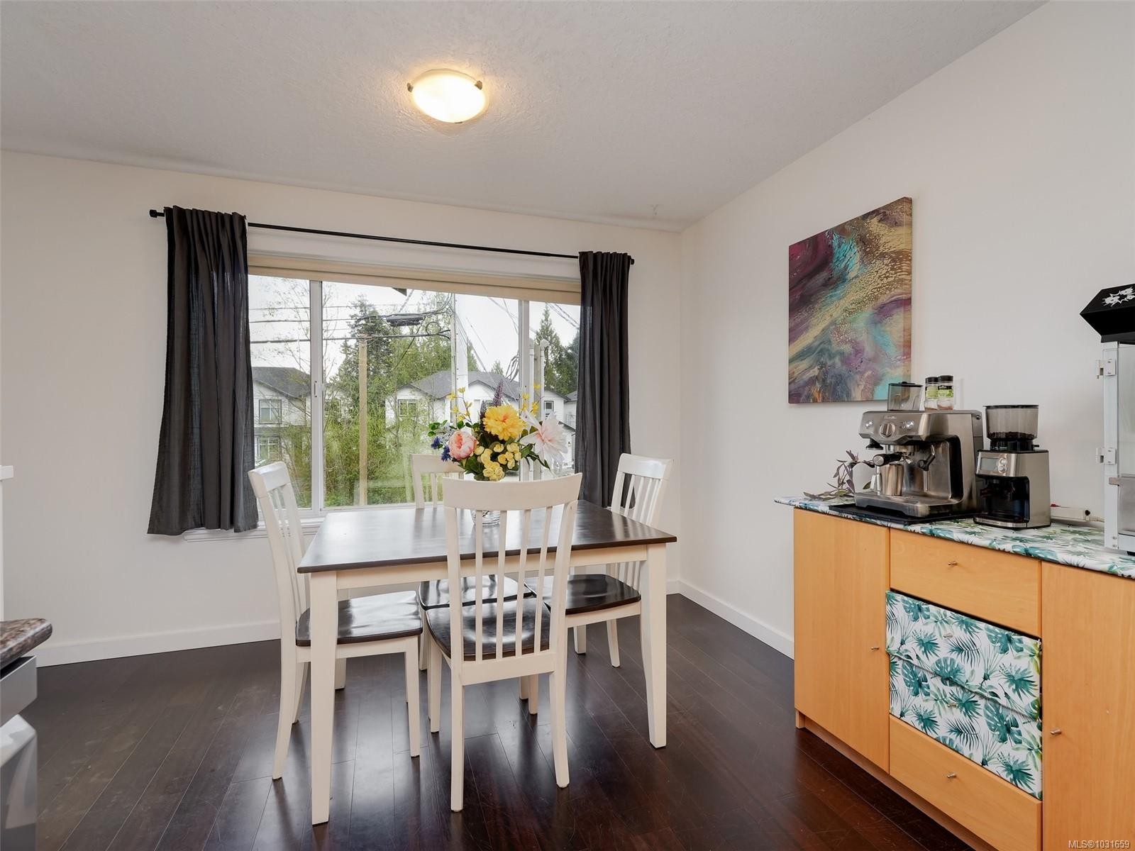6894 Beaton Rd, Sooke, BC - Indoor Photo Showing Dining Room