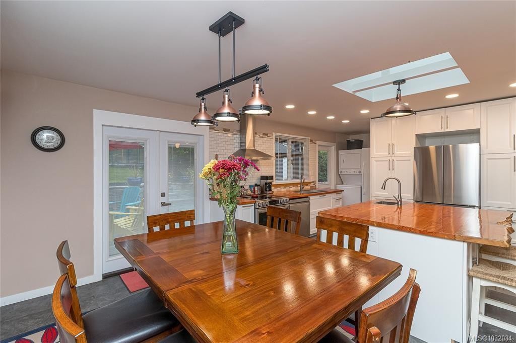 5384 Miller Rd, Duncan, BC