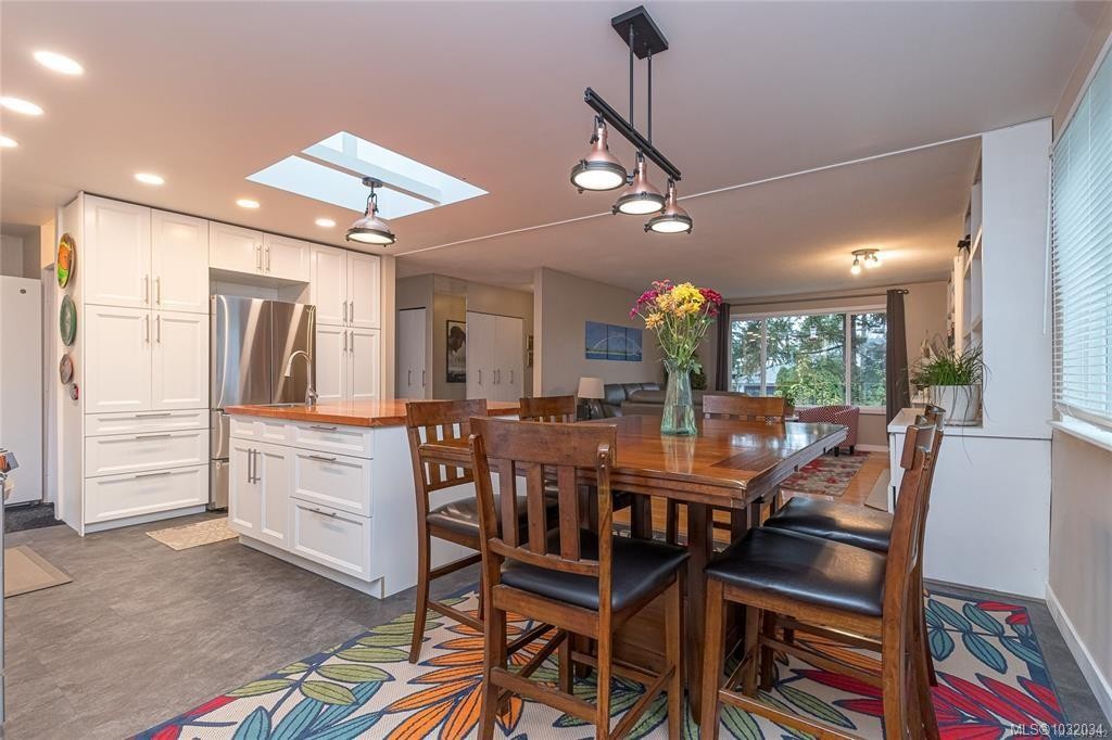 5384 Miller Rd, Duncan, BC
