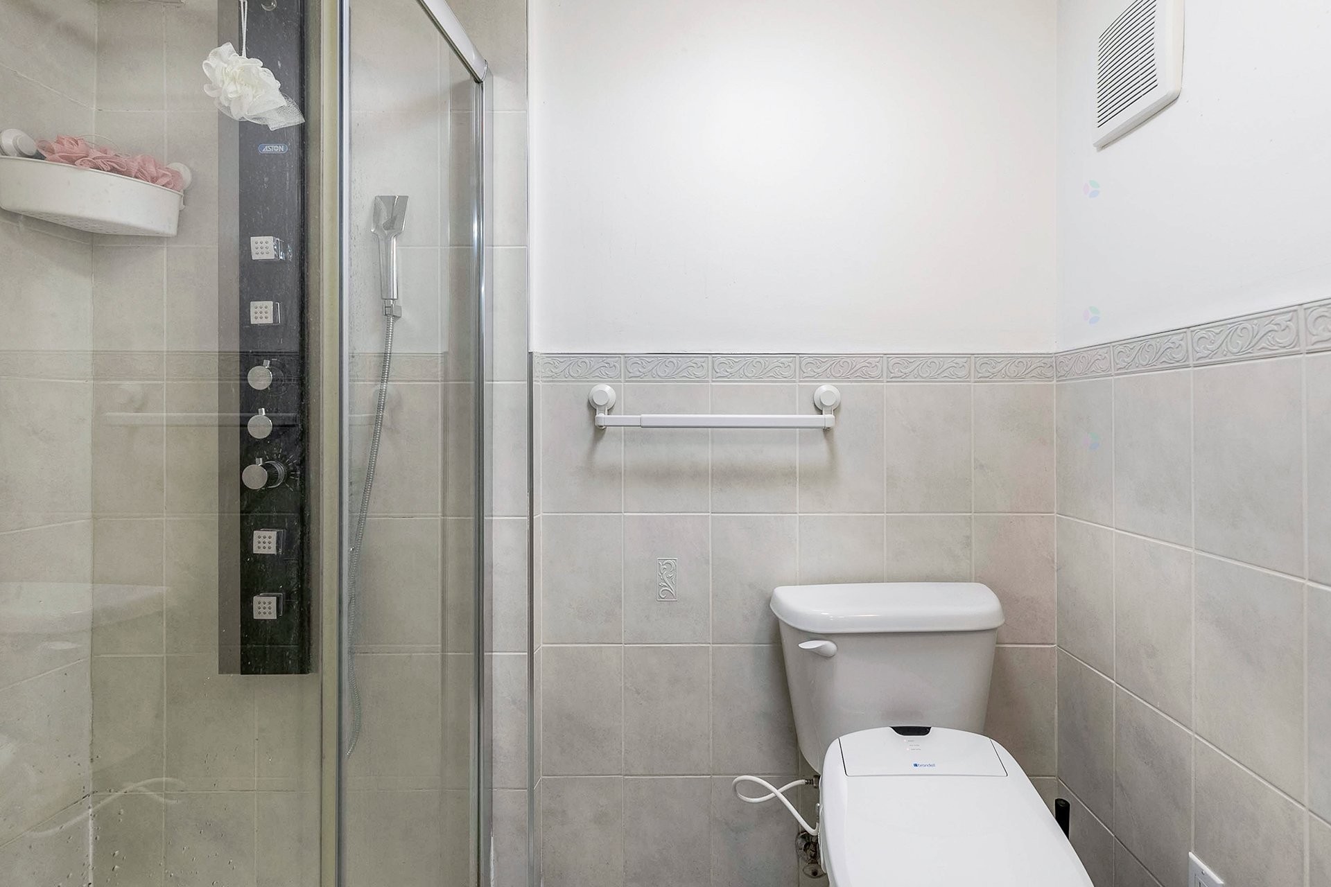 Sous-sol - 5719 Av. Smart, Côte-Saint-Luc, QC - Indoor Photo Showing Bathroom