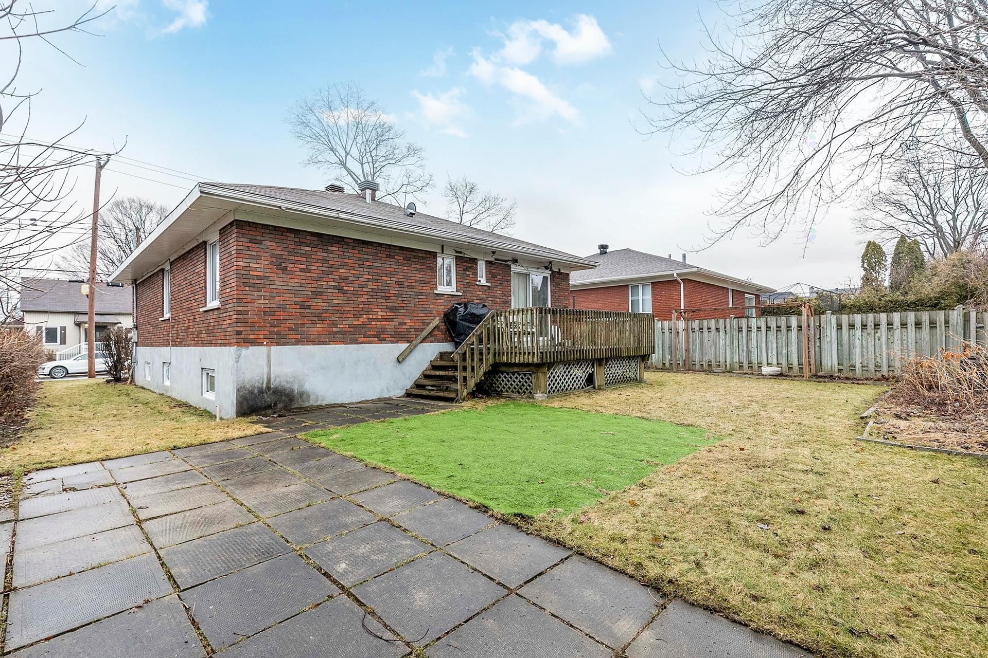 Jardin - 5719 Av. Smart, Côte-Saint-Luc, QC - Outdoor