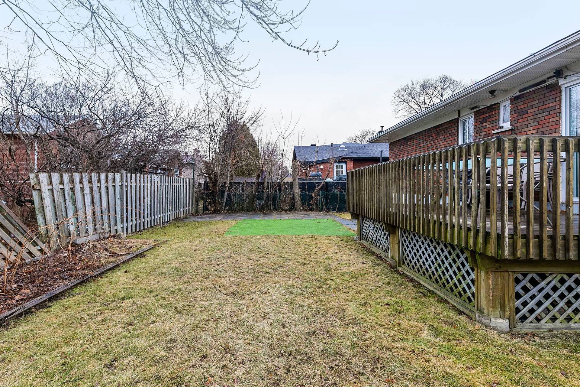 Jardin - 5719 Av. Smart, Côte-Saint-Luc, QC - Outdoor