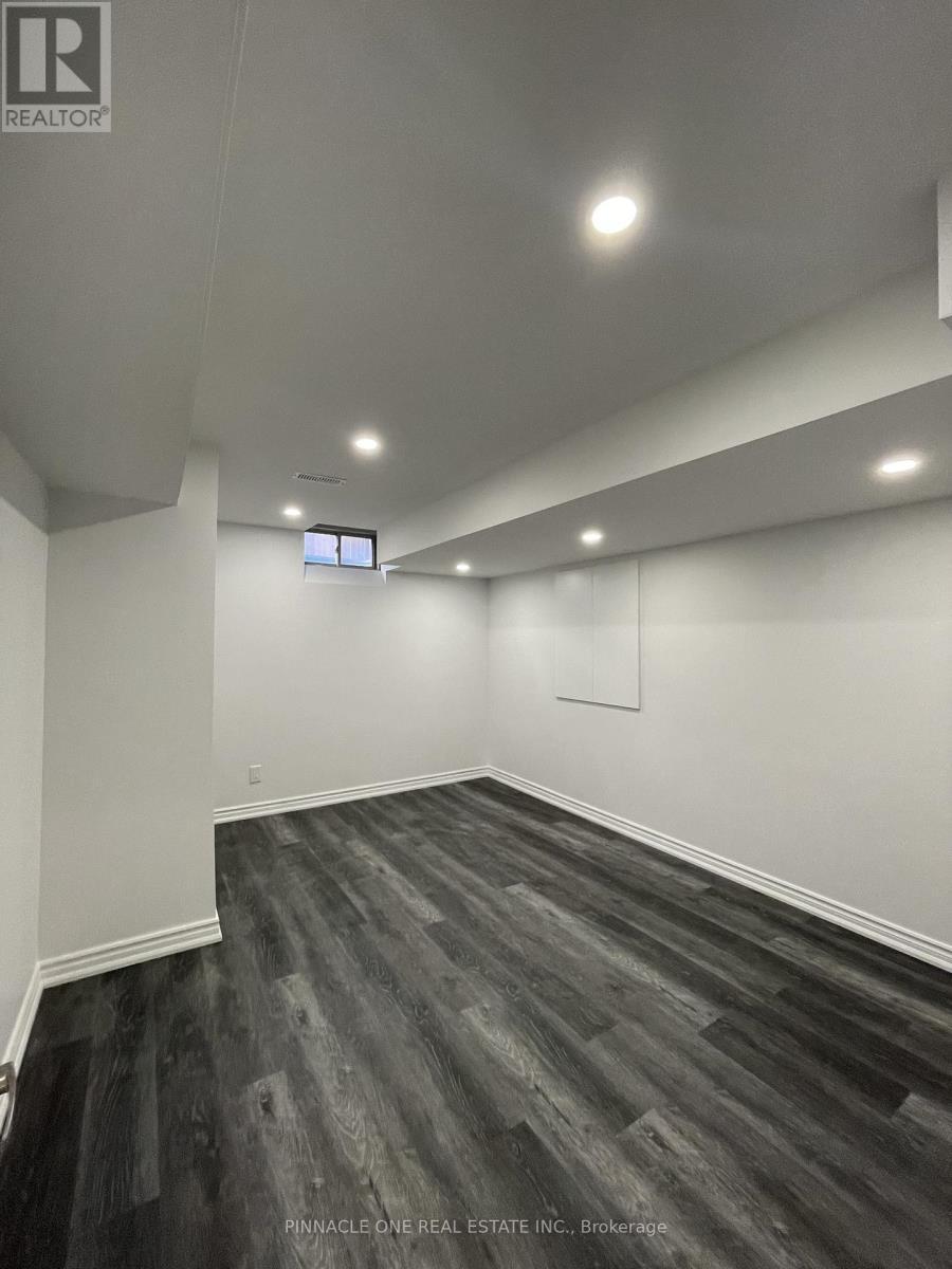 31 Berryman Lane, Markham, ON - Indoor Photo Showing Other Room