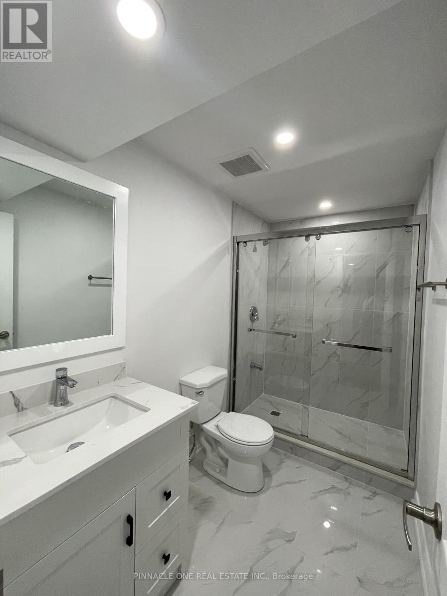 31 Berryman Lane, Markham, ON - Indoor Photo Showing Bathroom