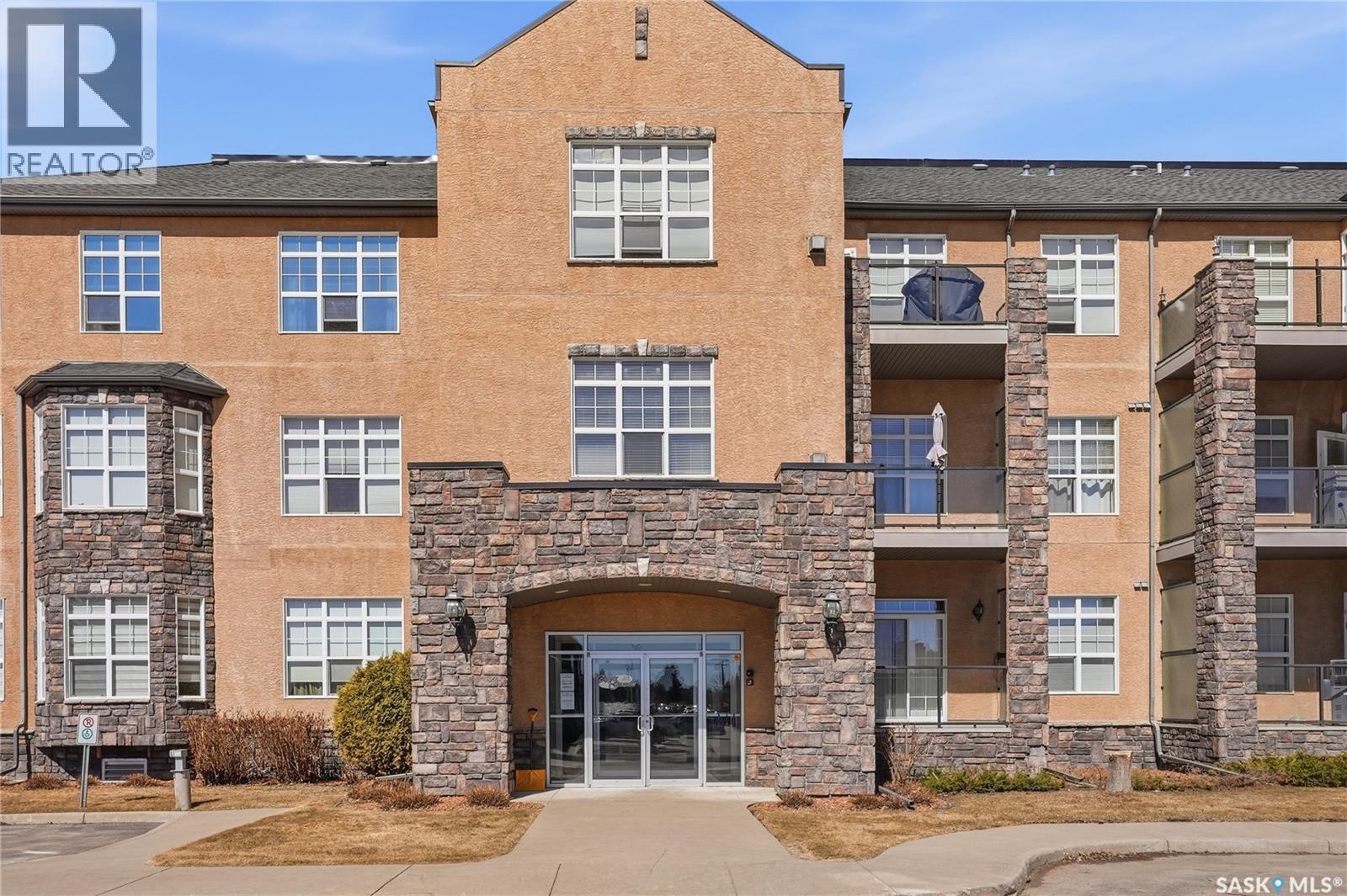 304 218 Heath Avenue, Saskatoon, SK - Outdoor With Facade