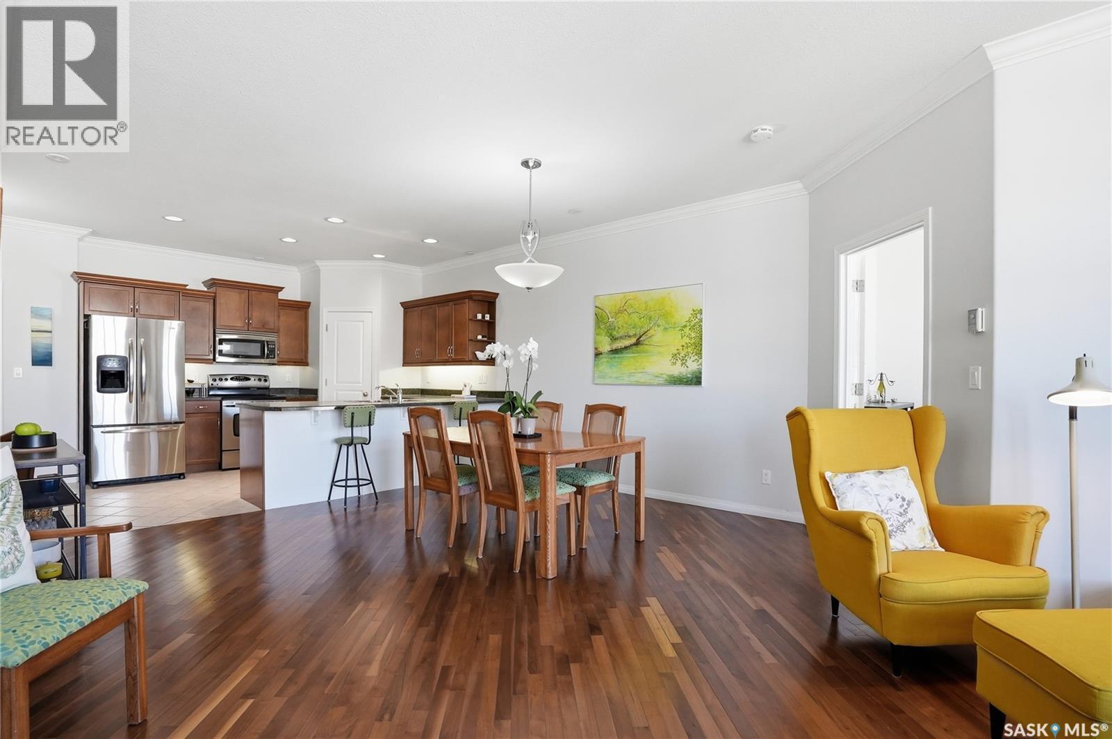 304 218 Heath Avenue, Saskatoon, SK - Indoor