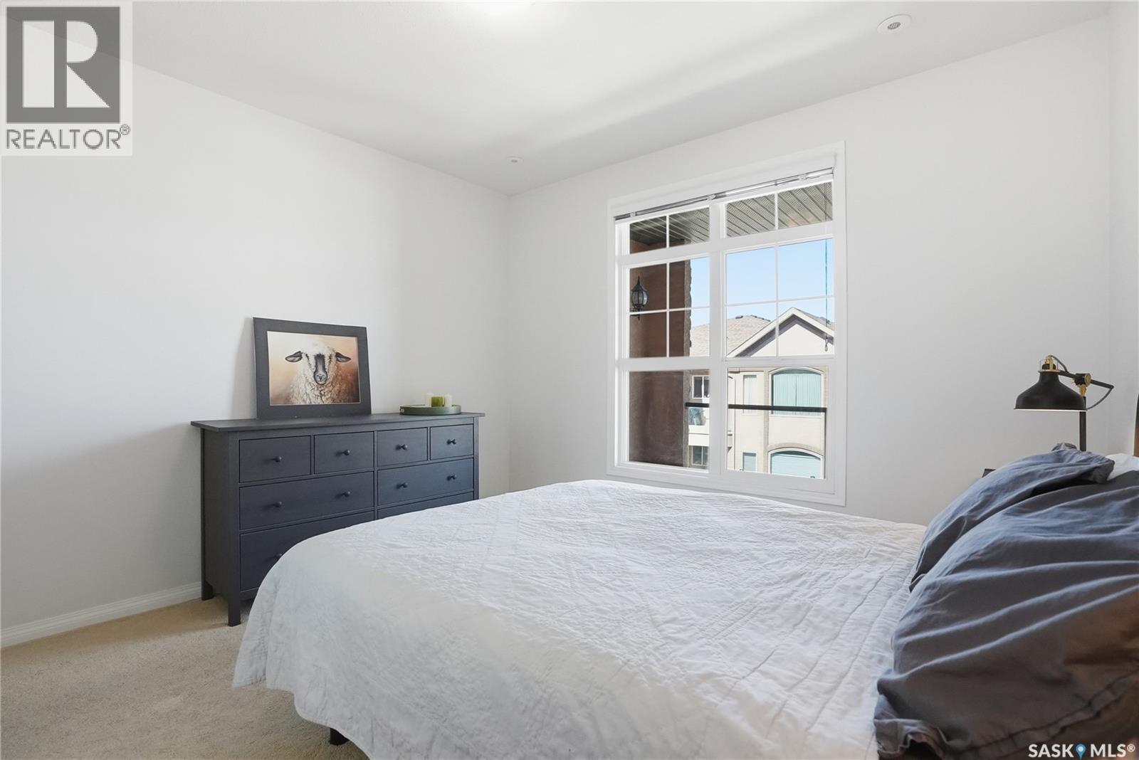 304 218 Heath Avenue, Saskatoon, SK - Indoor Photo Showing Bedroom