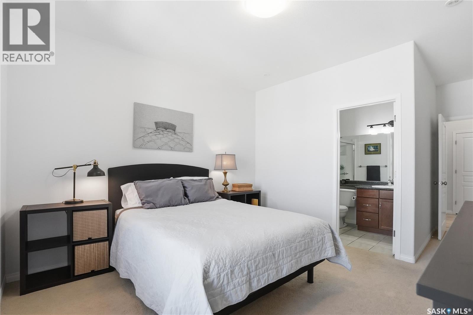 304 218 Heath Avenue, Saskatoon, SK - Indoor Photo Showing Bedroom
