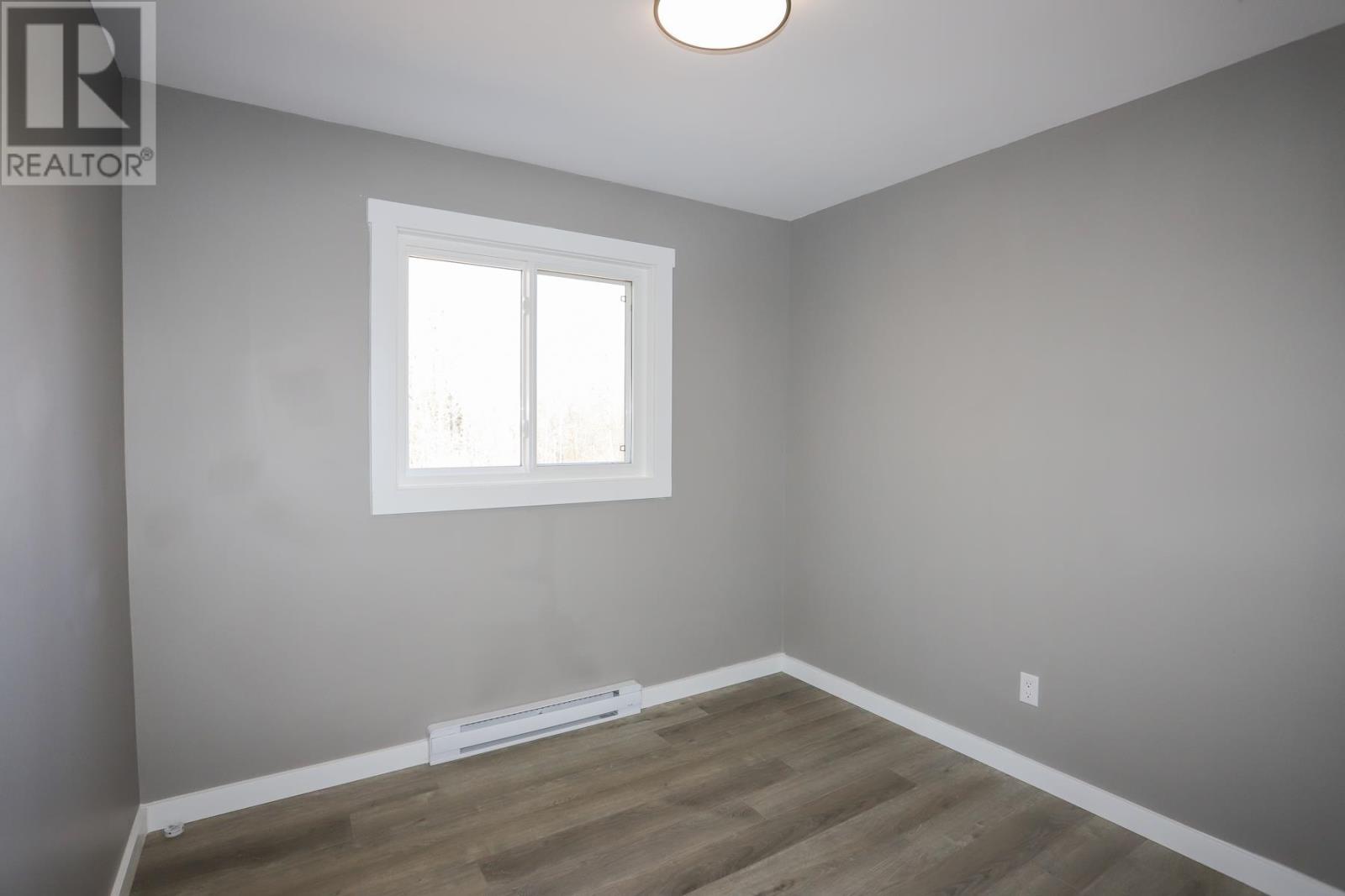 19 & 21 Cunningham St, Bruce Mines, ON - Indoor Photo Showing Other Room