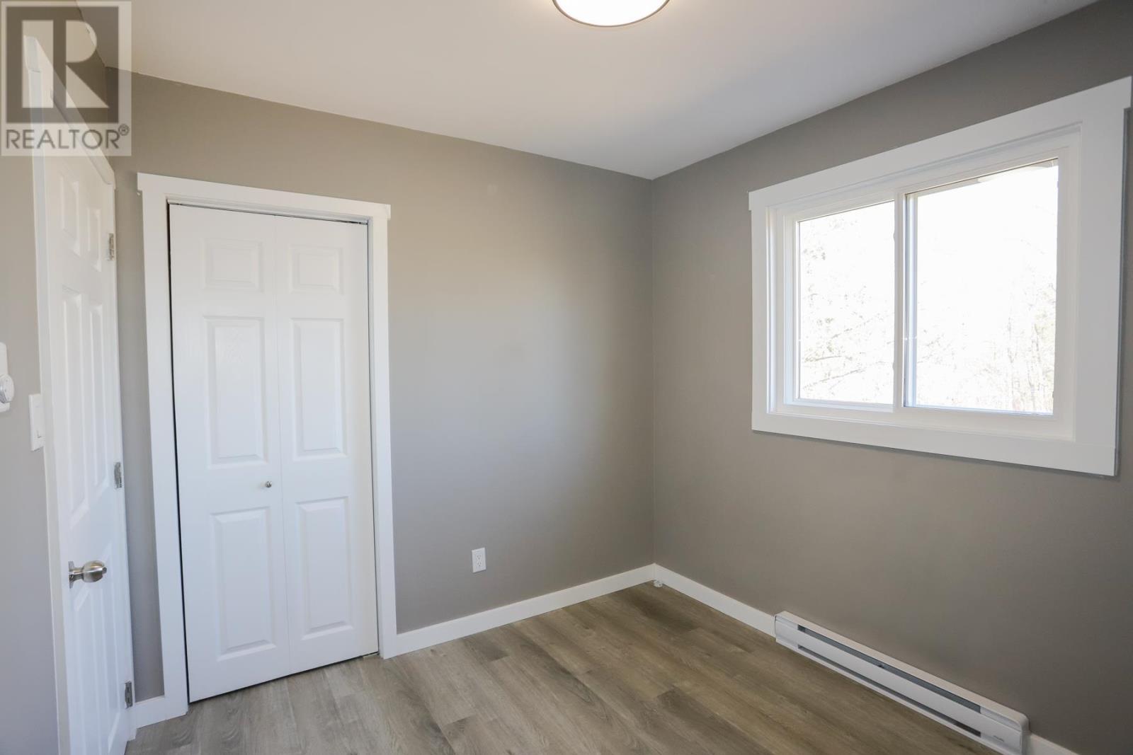 19 & 21 Cunningham St, Bruce Mines, ON - Indoor Photo Showing Other Room
