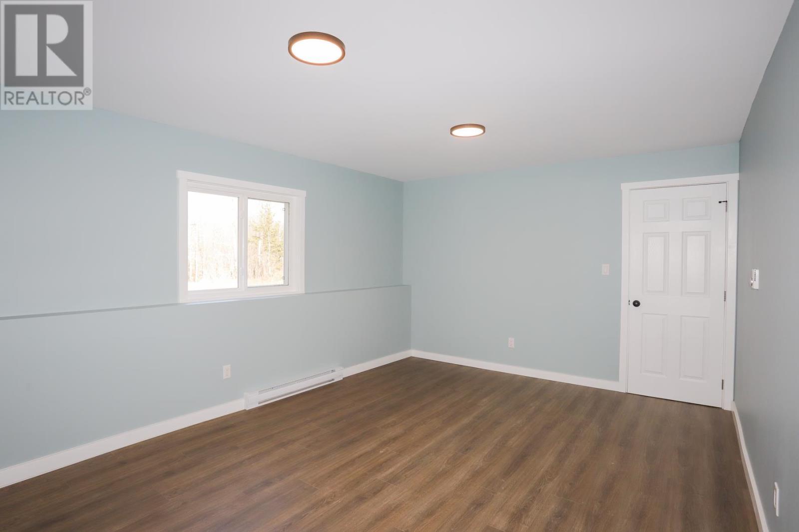 19 & 21 Cunningham St, Bruce Mines, ON - Indoor Photo Showing Other Room