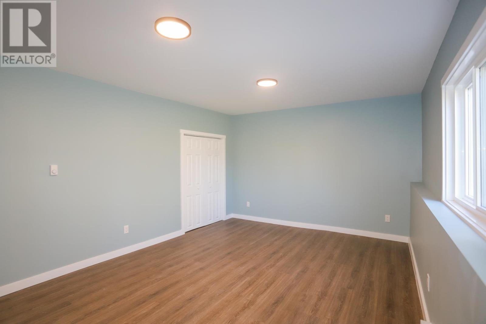 19 & 21 Cunningham St, Bruce Mines, ON - Indoor Photo Showing Other Room