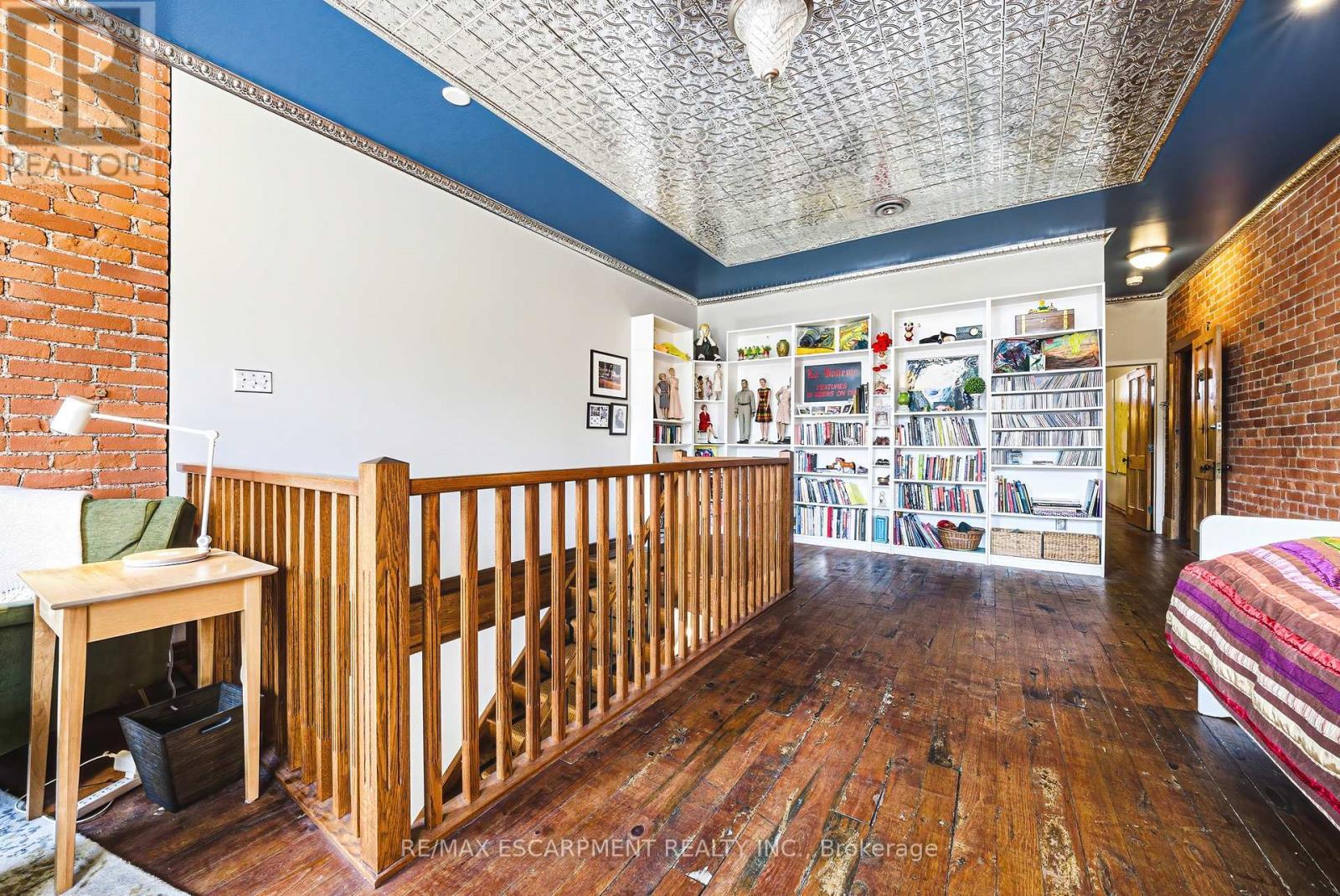 593-595 King Street E, Hamilton, ON