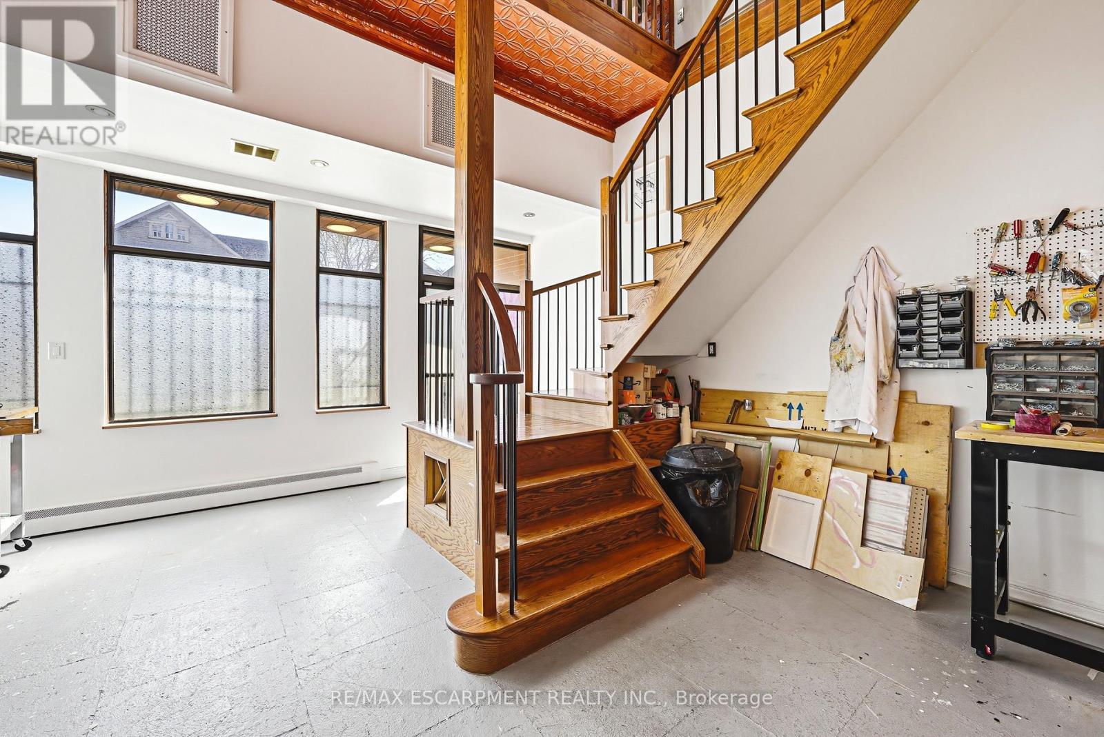 593-595 King Street E, Hamilton, ON